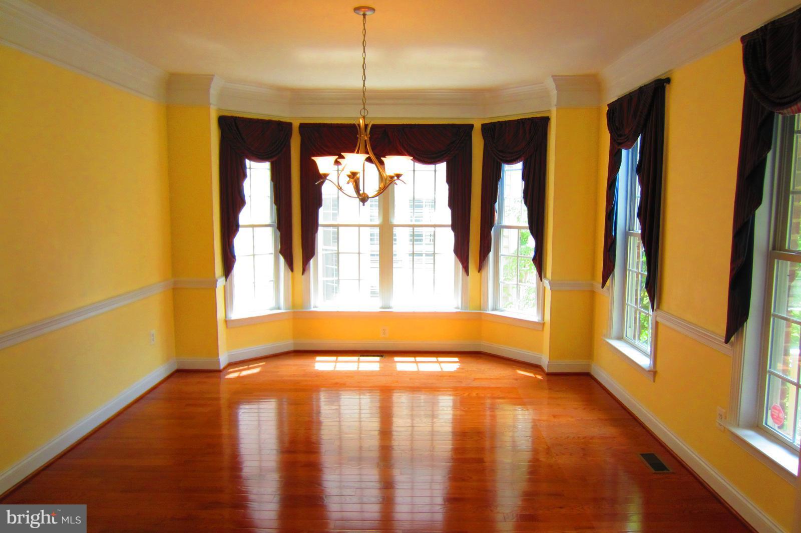 BRIARWOOD TRACE - Residential Lease