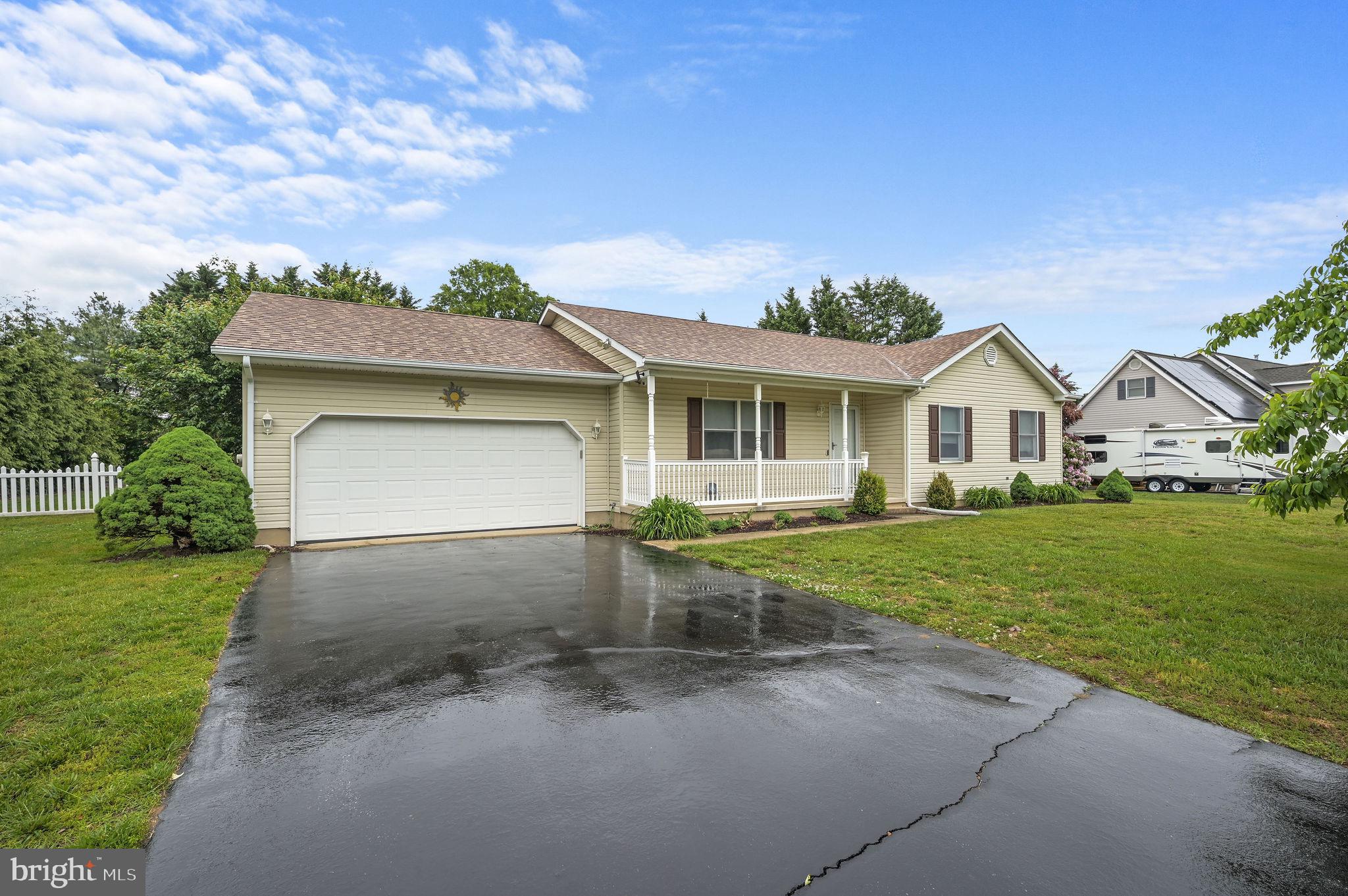 78 E HUNTINGTON CIRCLE