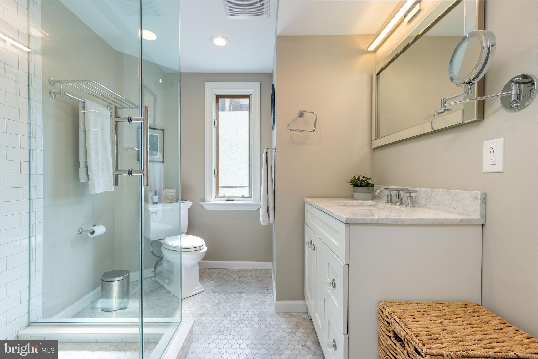 WASHINGTON SQ WEST - Residential