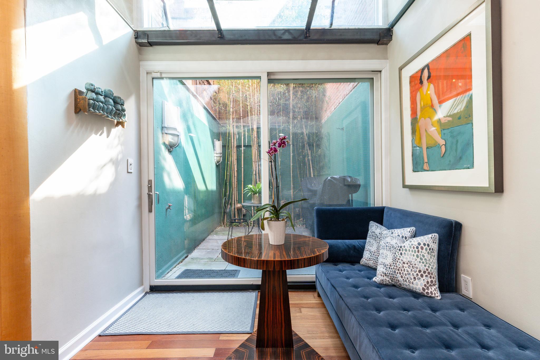 WASHINGTON SQ WEST - Residential