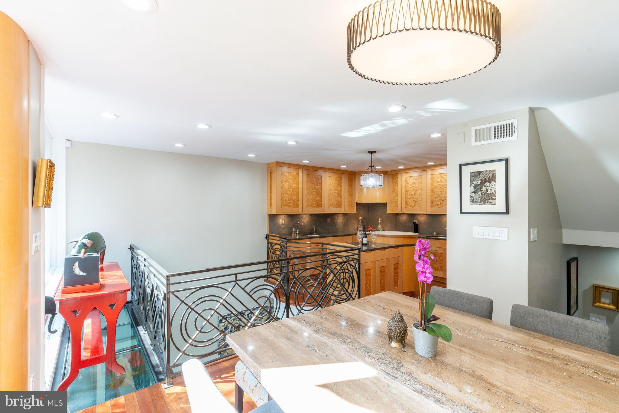 WASHINGTON SQ WEST - Residential