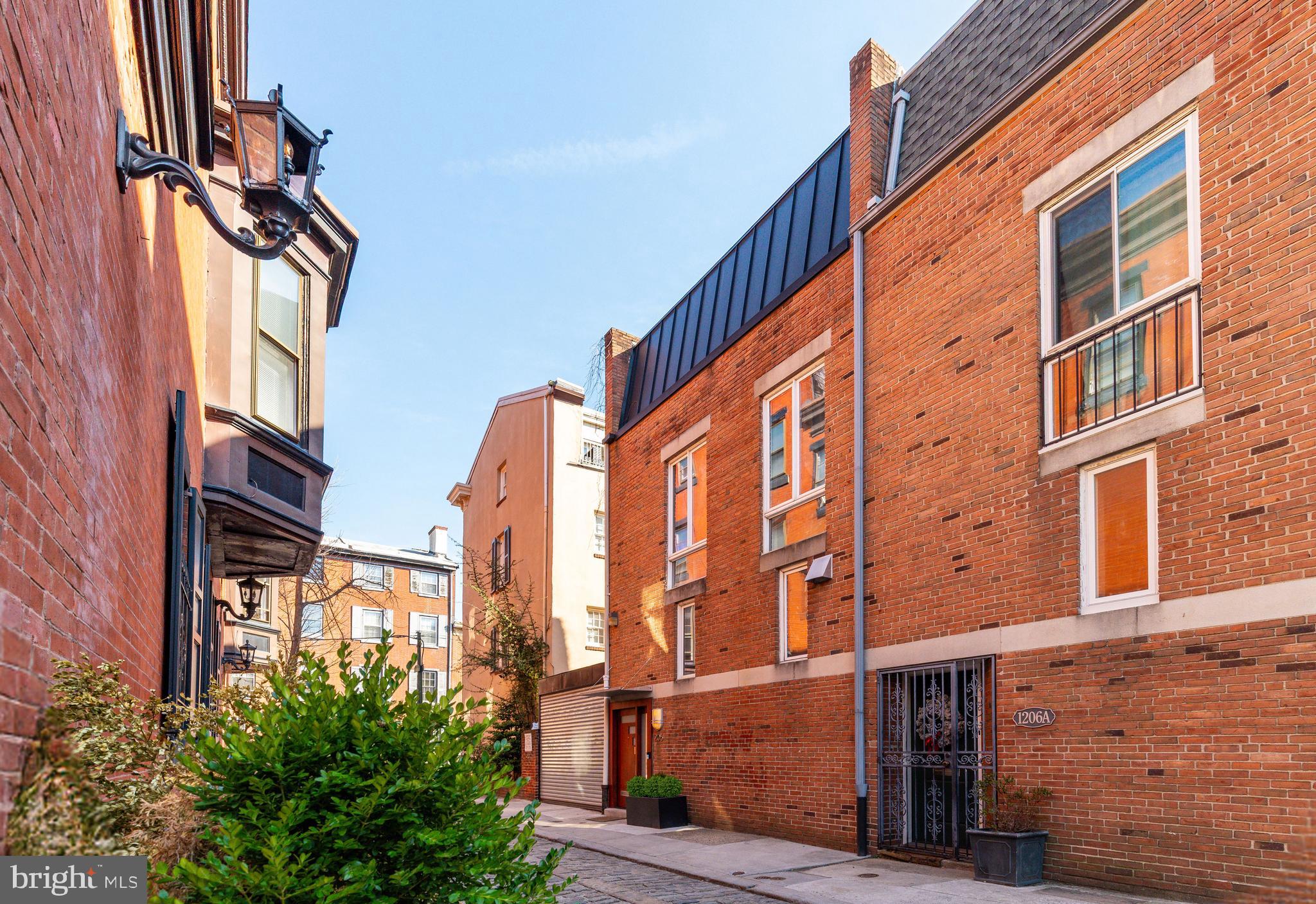 WASHINGTON SQ WEST - Residential