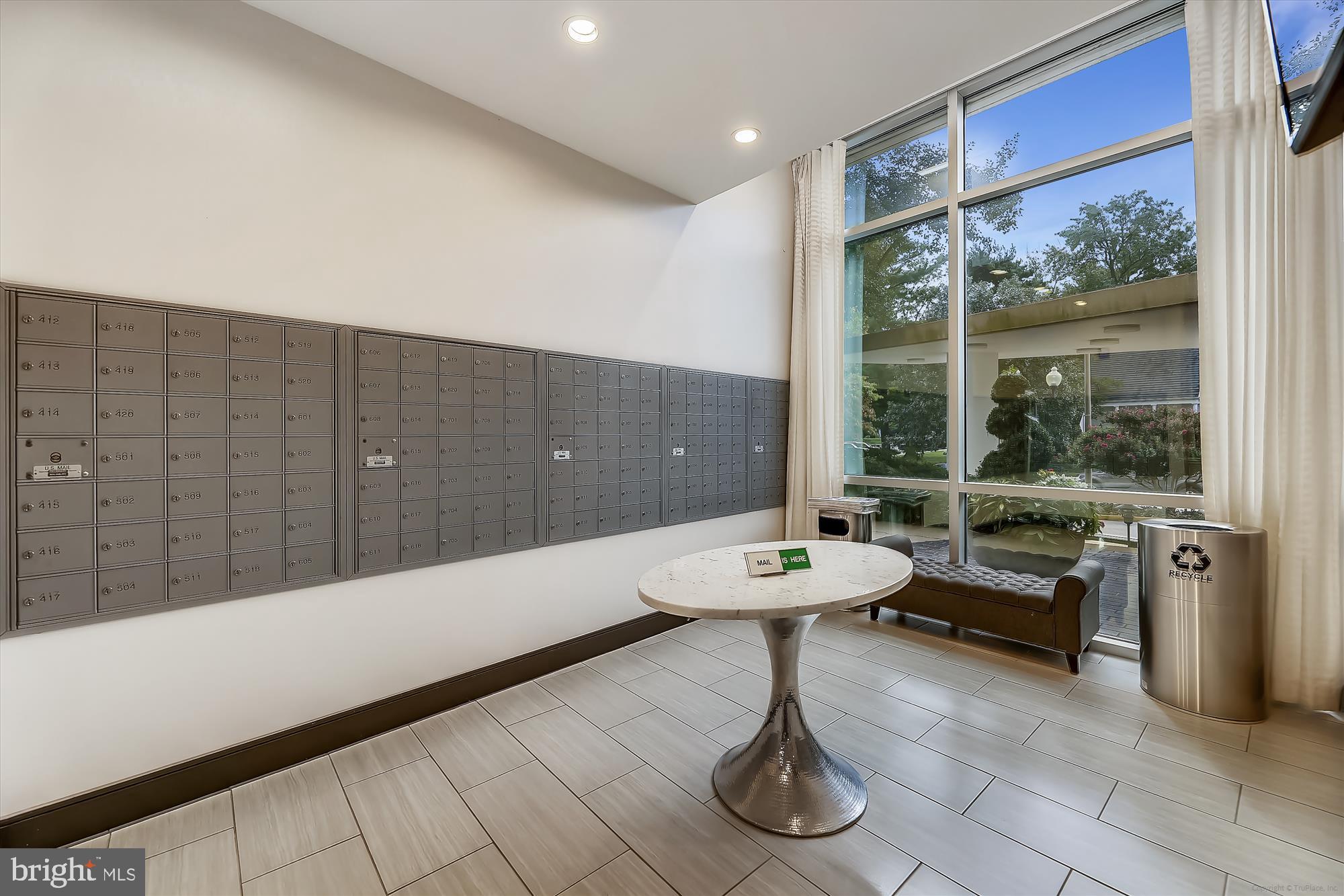 PARC EAST - Residential Lease