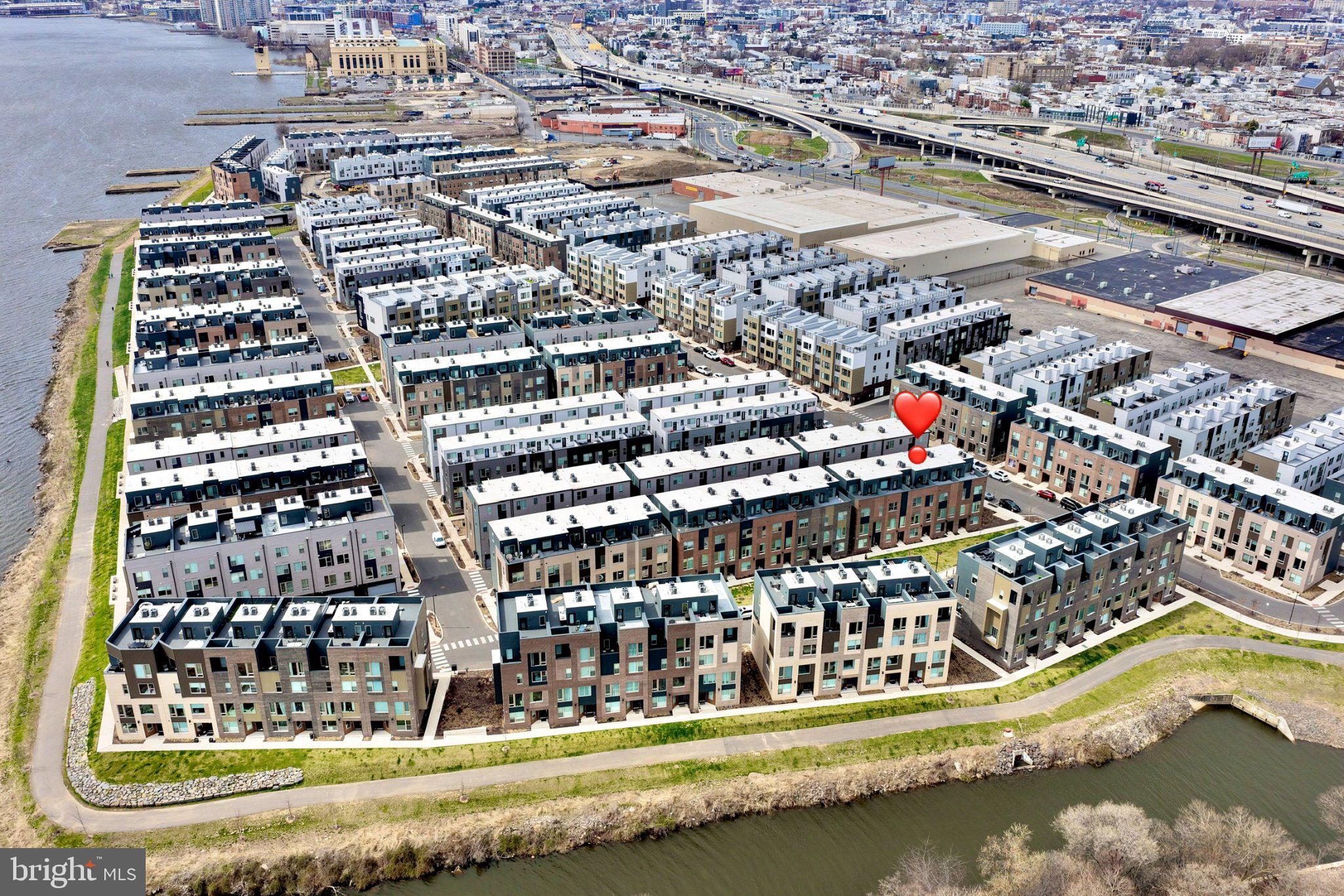 NORTHBANK - Residential