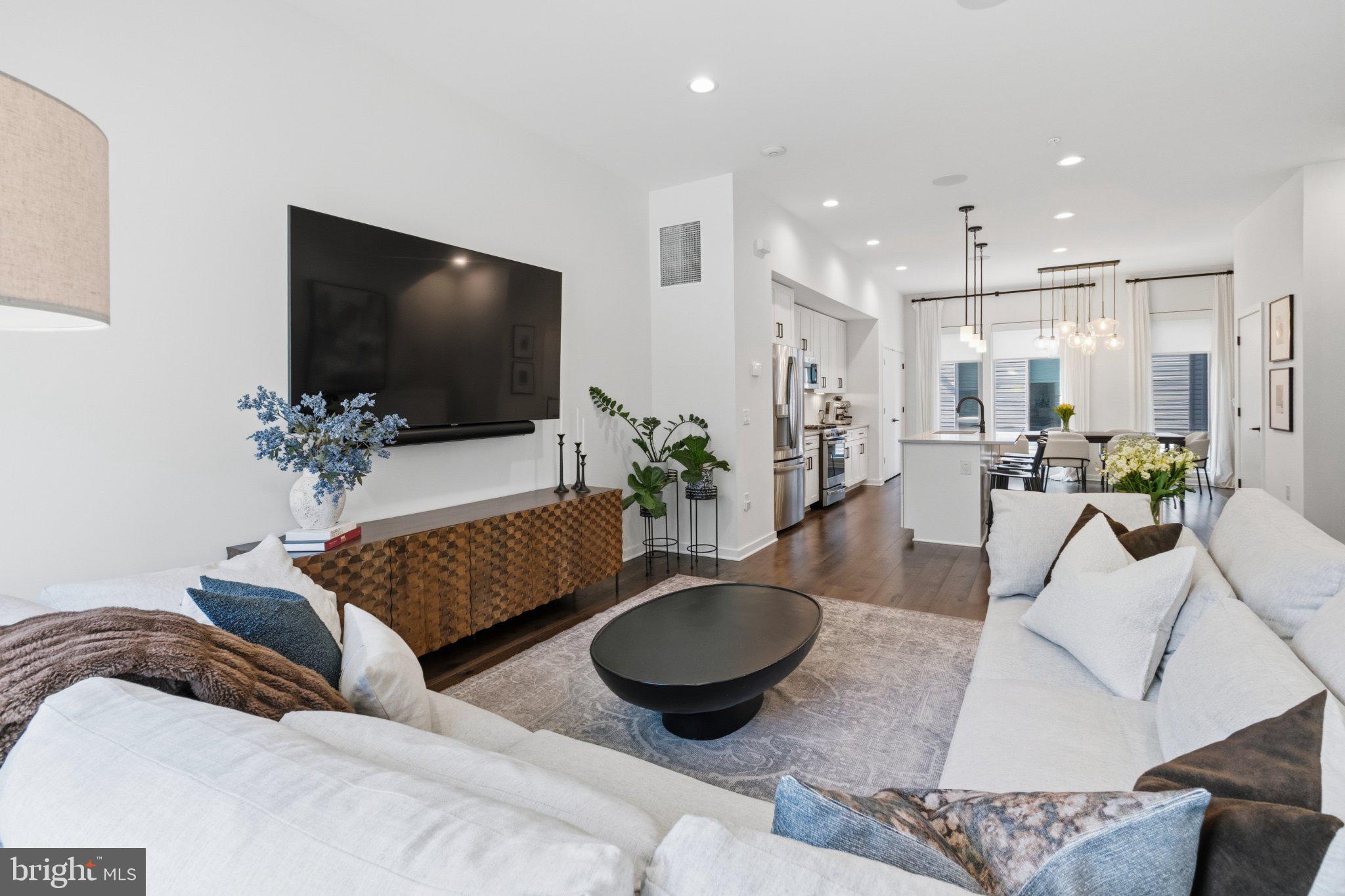 NORTHBANK - Residential