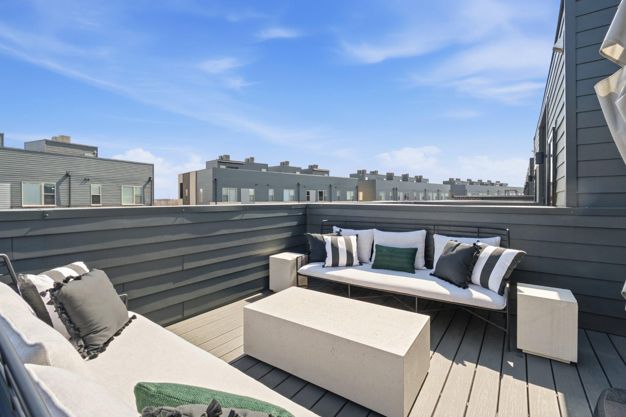 NORTHBANK - Residential