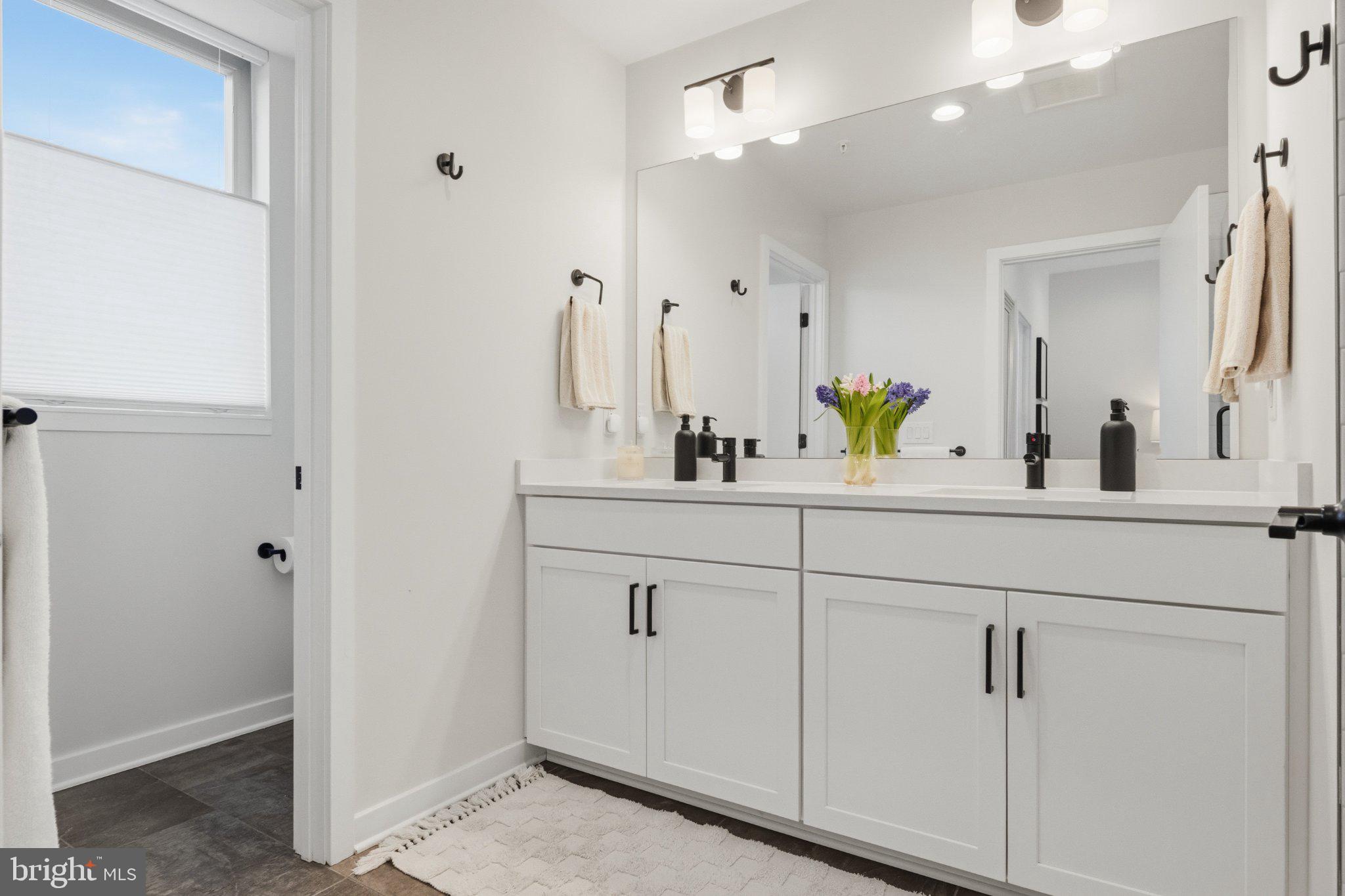 NORTHBANK - Residential