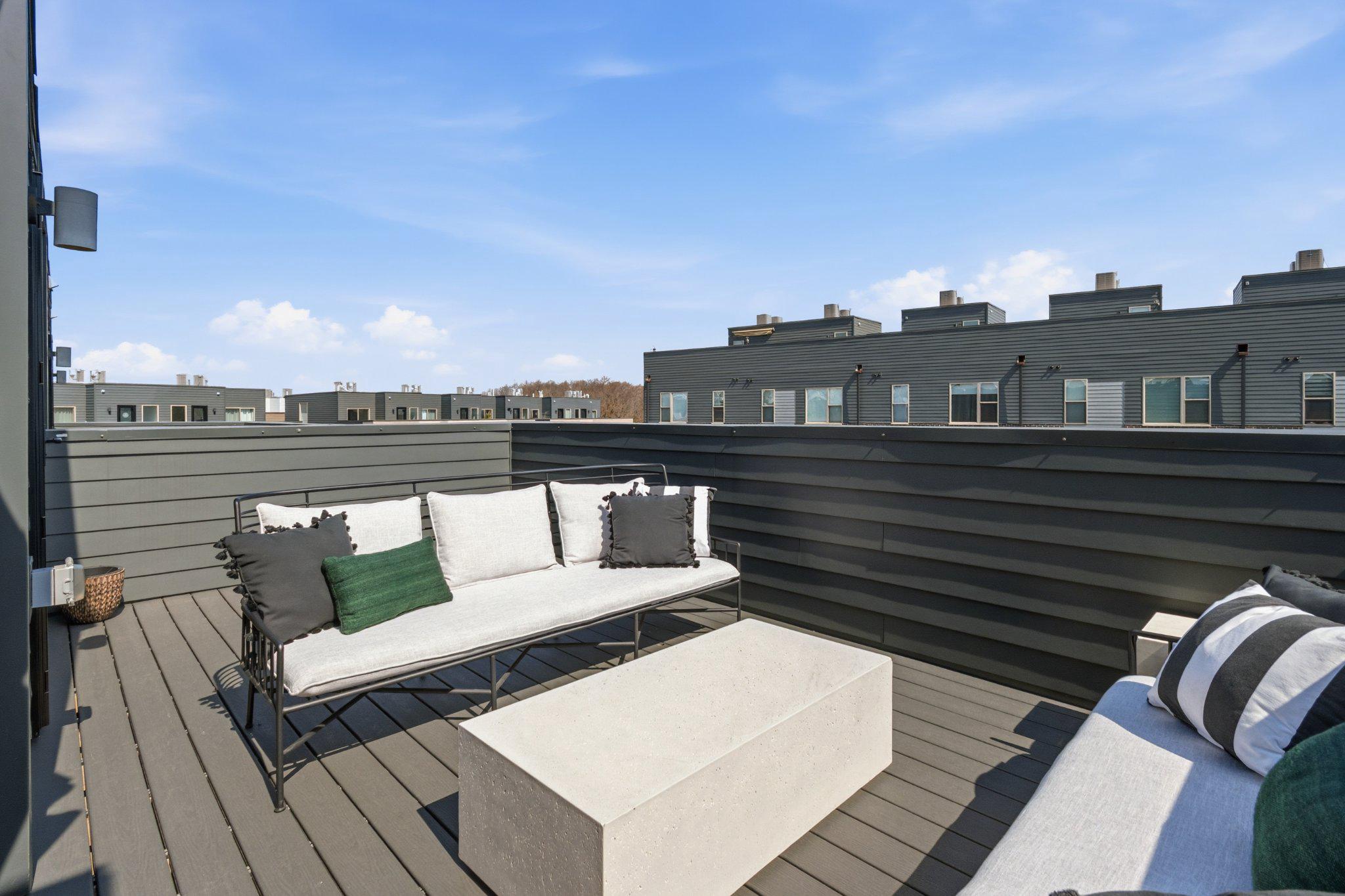 NORTHBANK - Residential