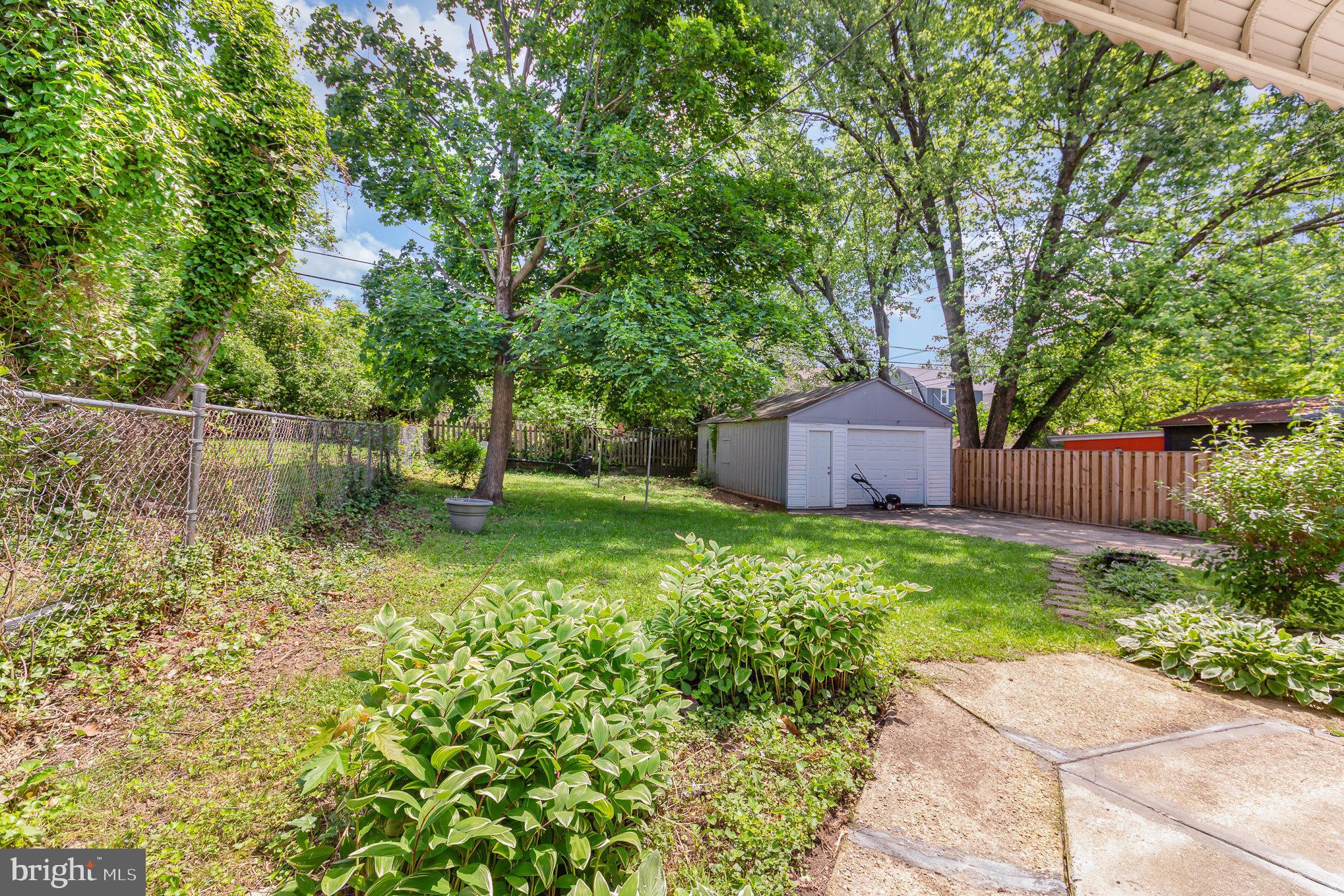 GARDENVILLE - Residential