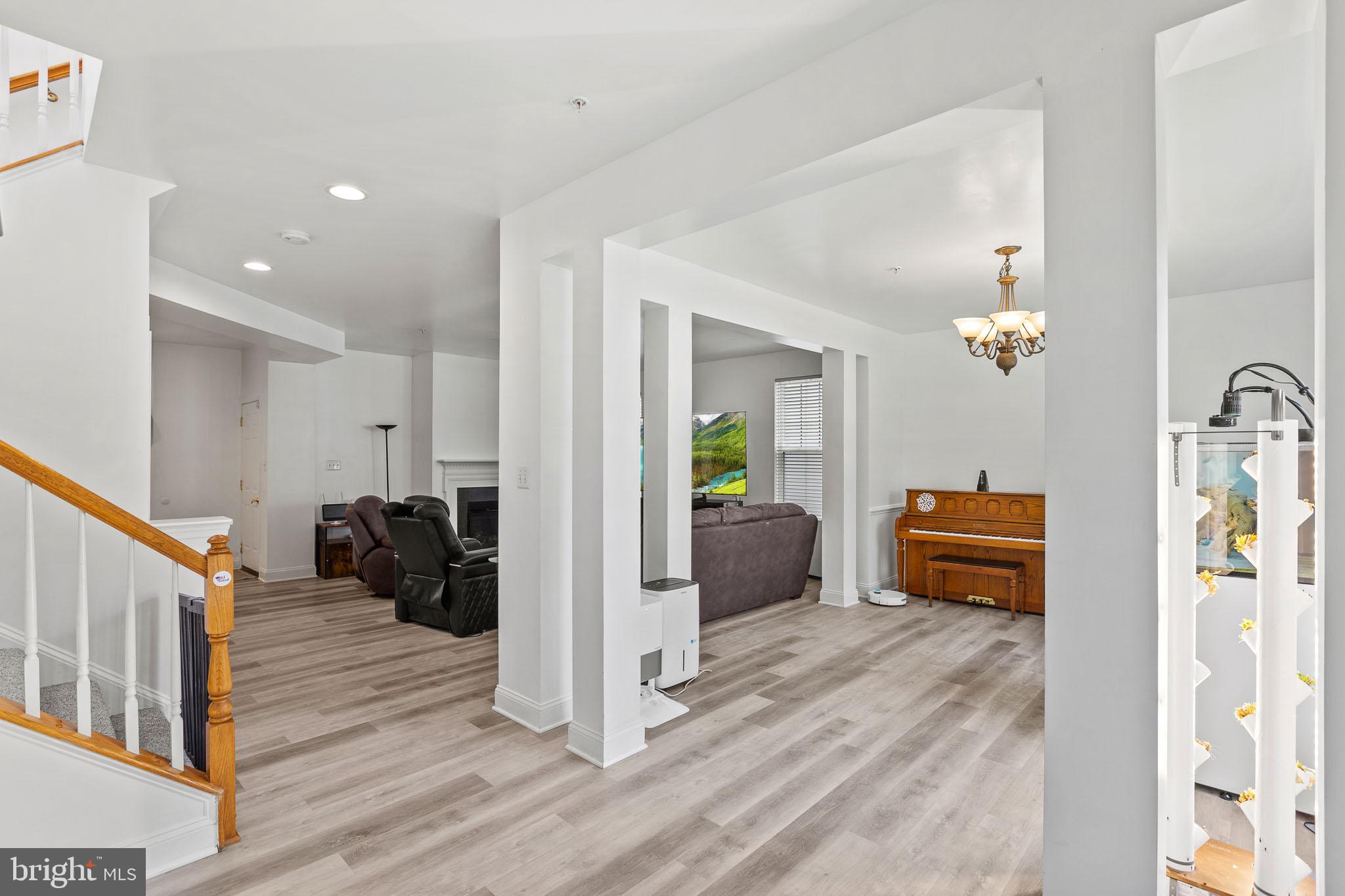 23117 PANSY WAY
