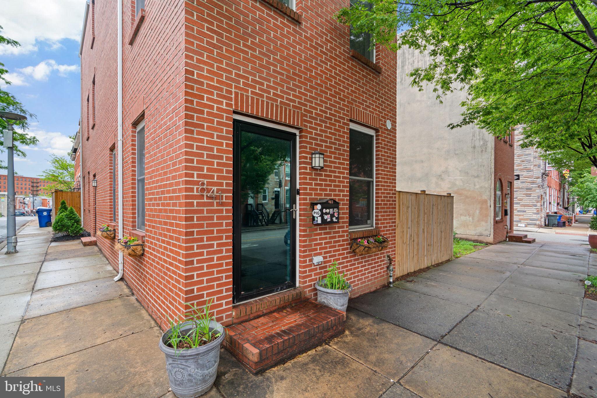 841 WASHINGTON BOULEVARD