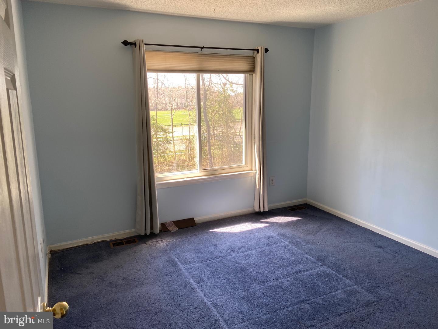 1215 CHANTICLEER