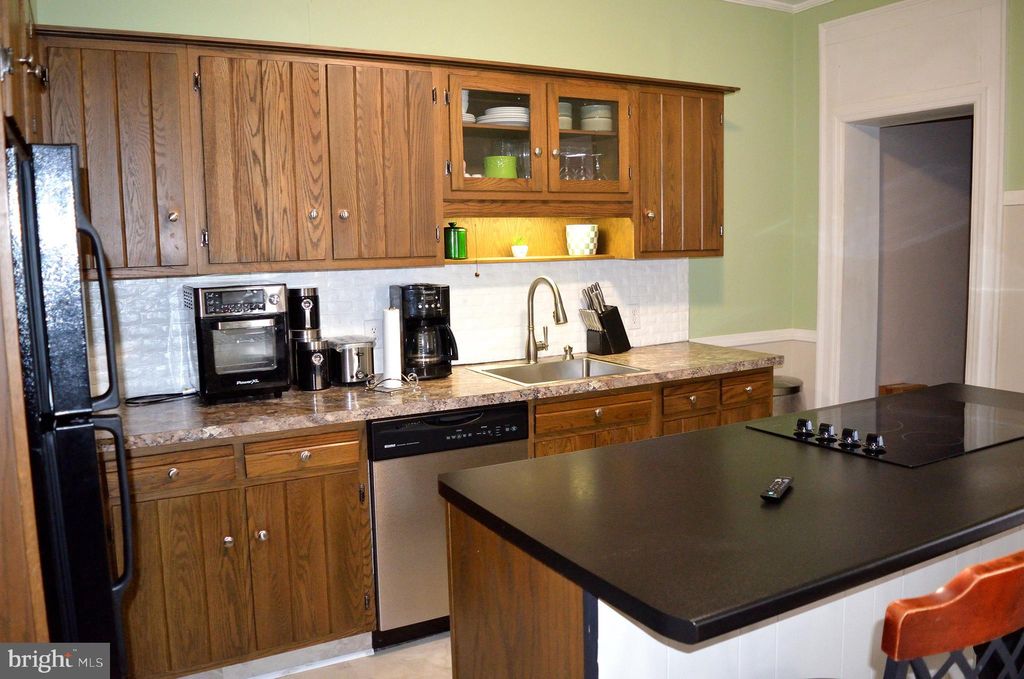 Photo of 140 Case Avenue, SHARON, PA 16146 (MLS # PAME2000088)