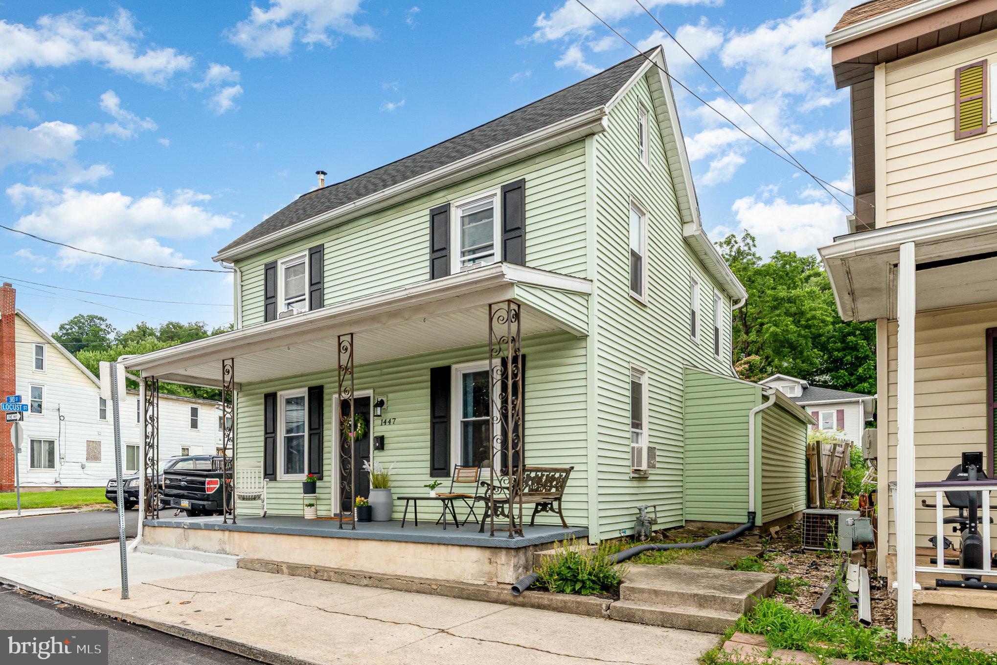 1447 3RD STREET