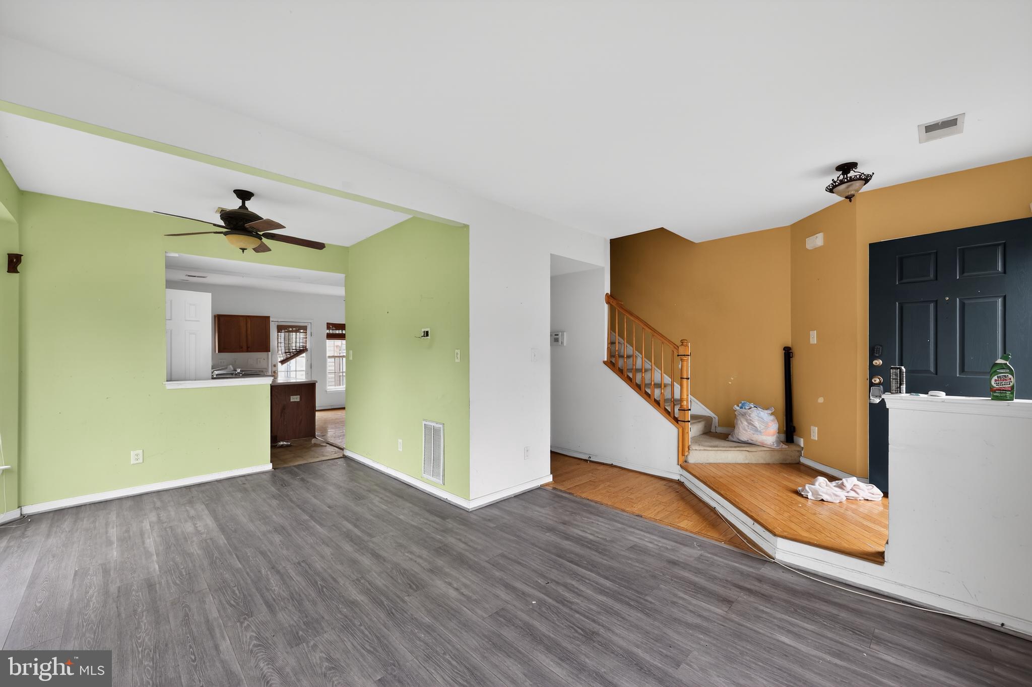 HOLLYBROOK TOWNHOUSES - Residential