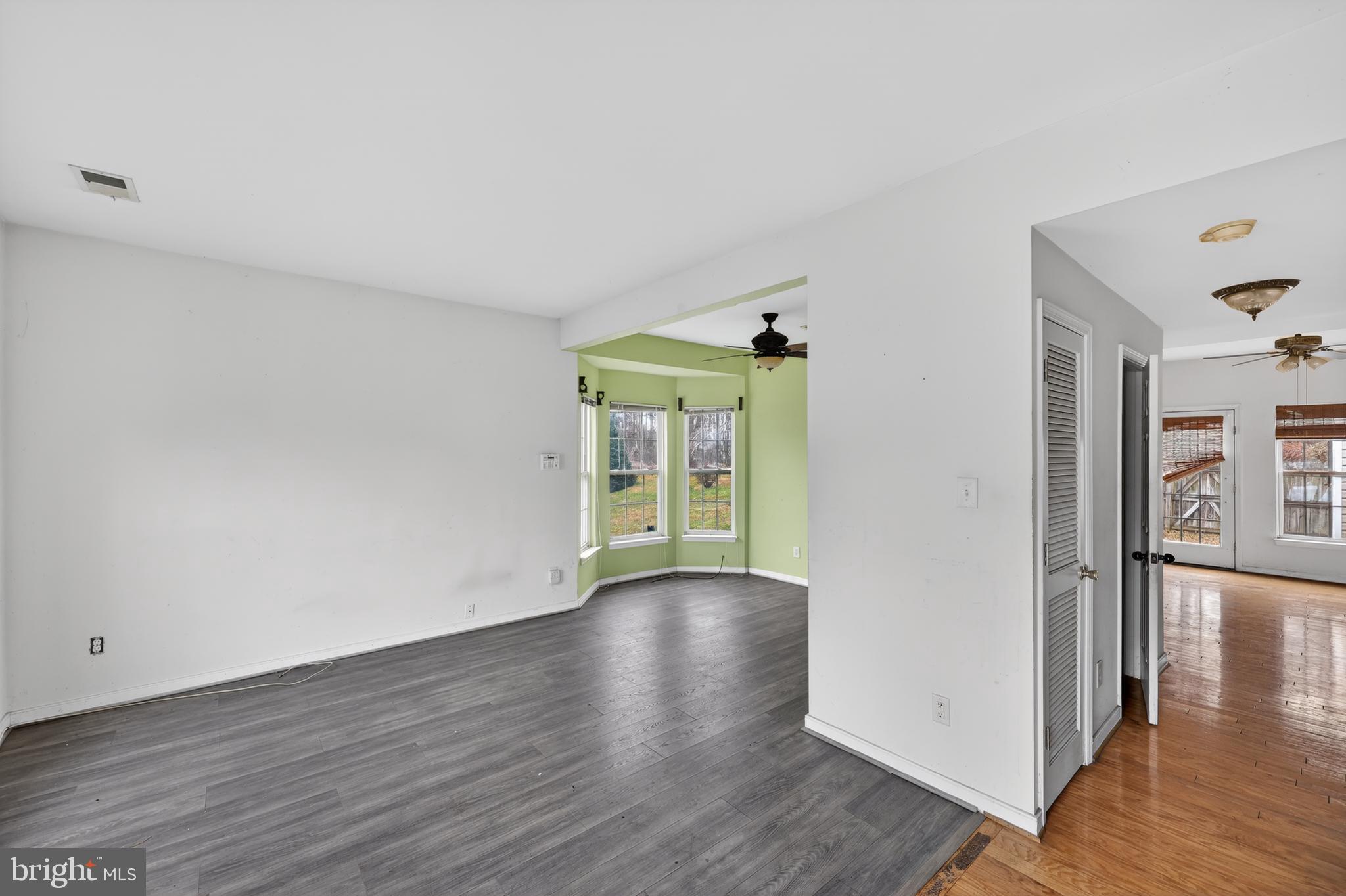 HOLLYBROOK TOWNHOUSES - Residential