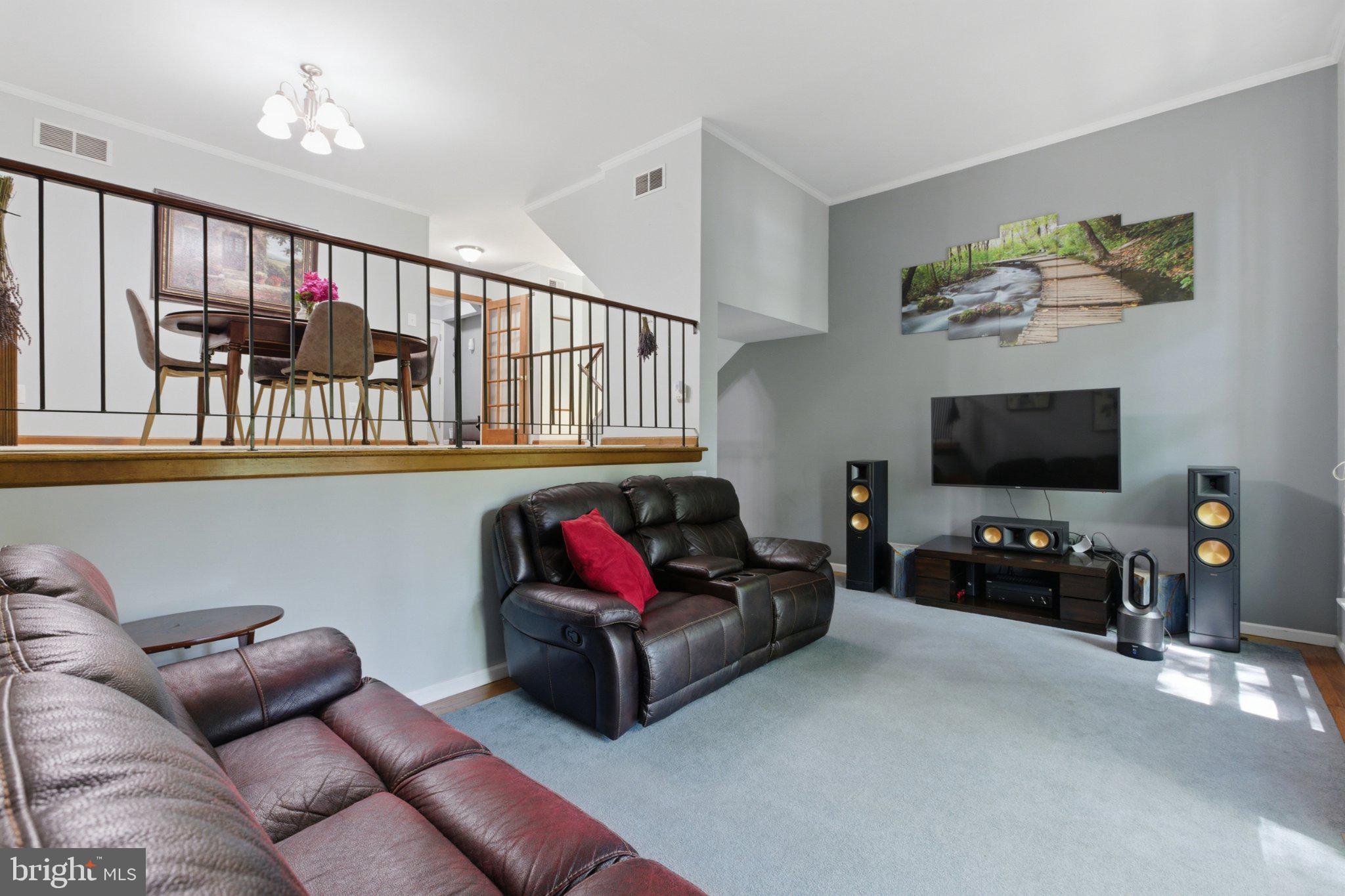 TREE TOP - Residential