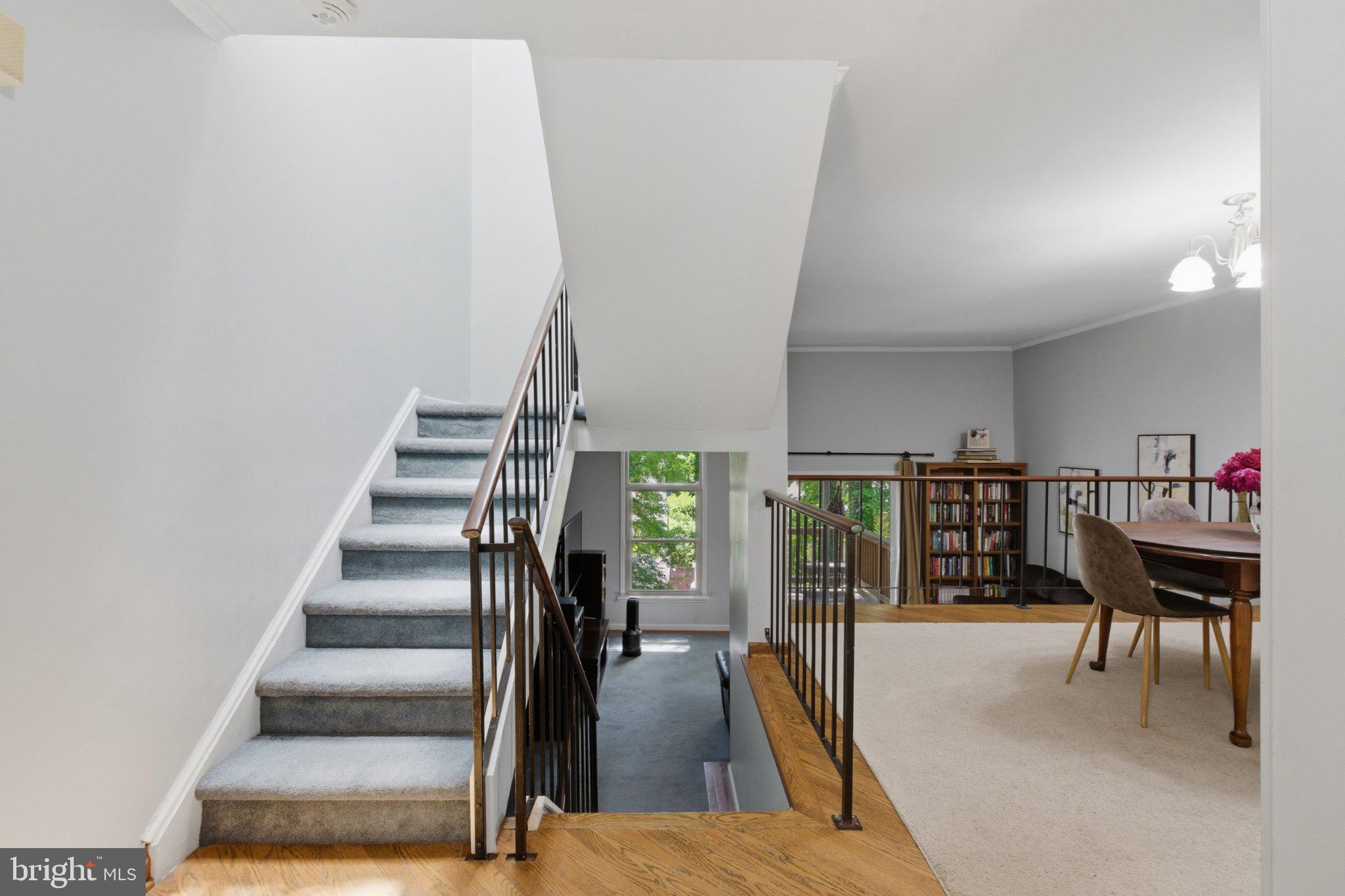 TREE TOP - Residential