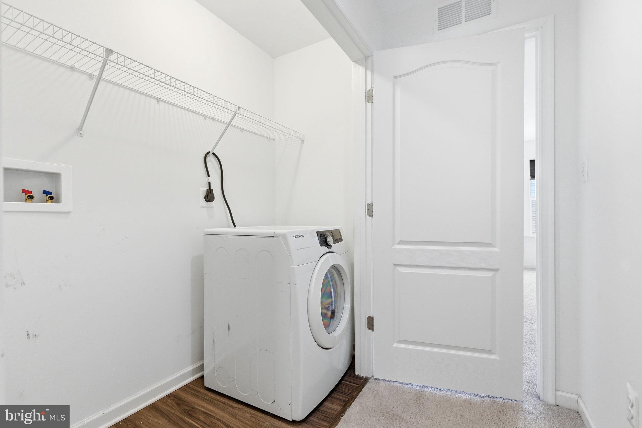 MCCAULEY CROSSING - Residential