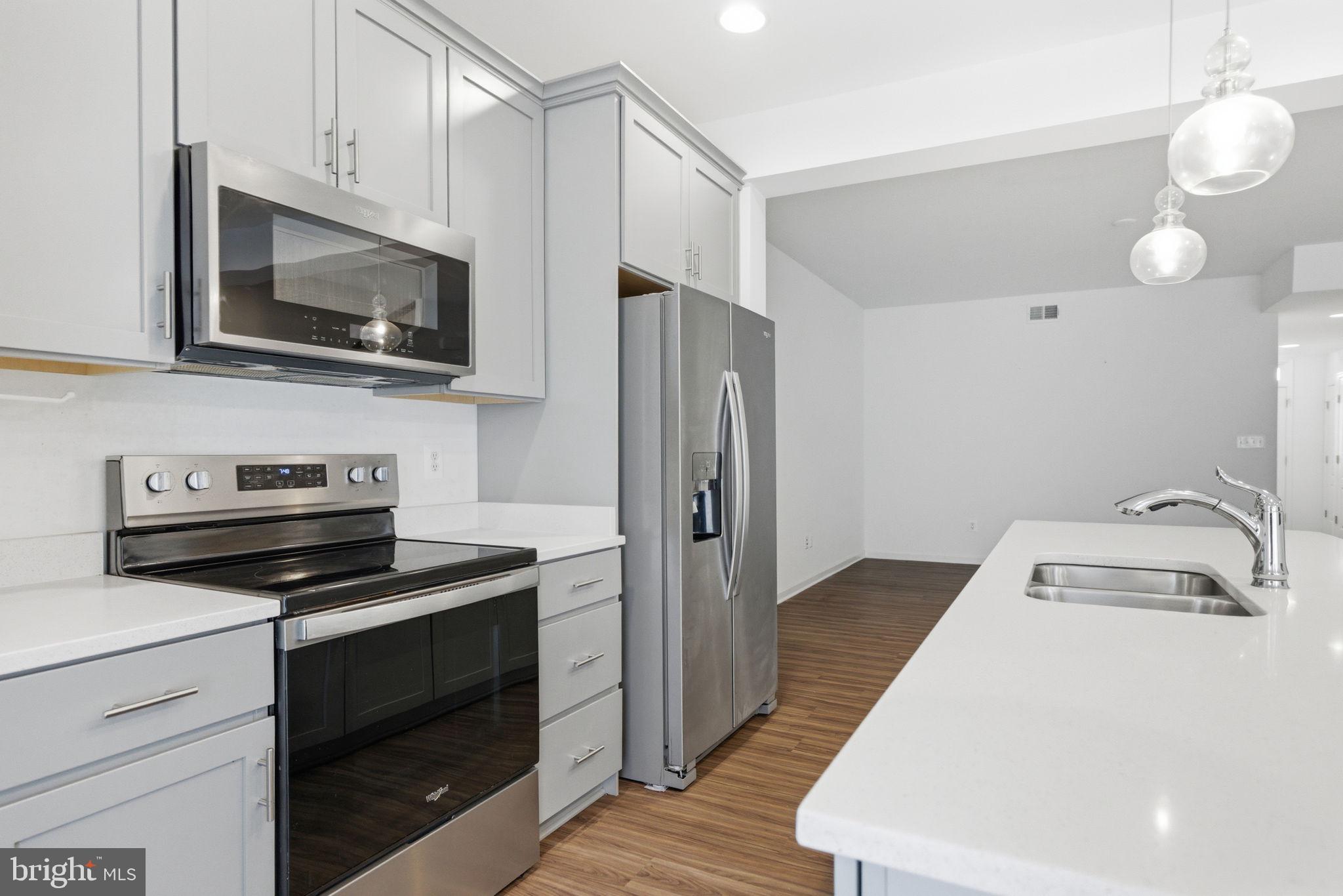 MCCAULEY CROSSING - Residential