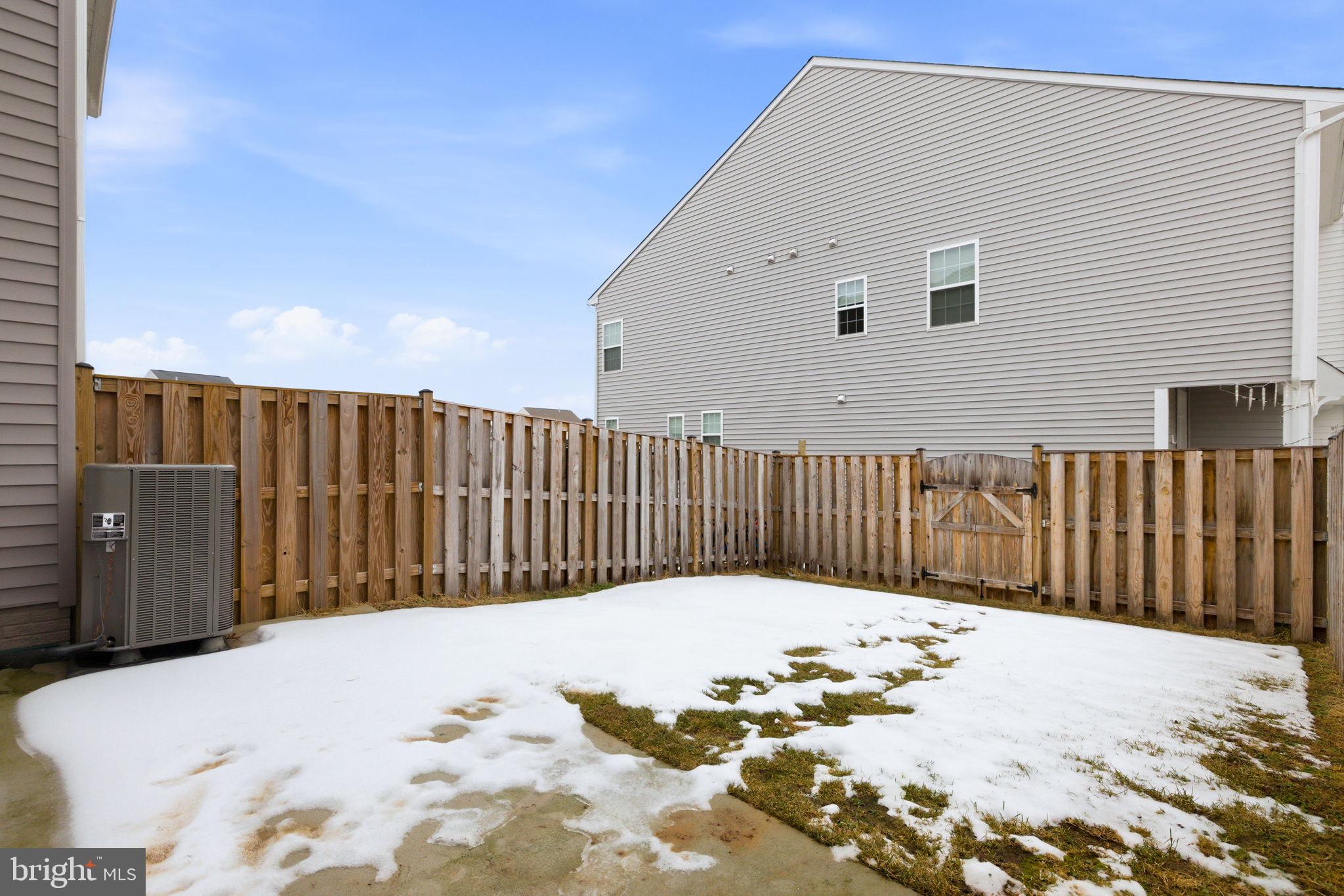 MCCAULEY CROSSING - Residential