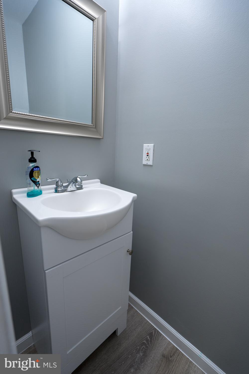 TOWNS OF FOREST HILLS - Residential