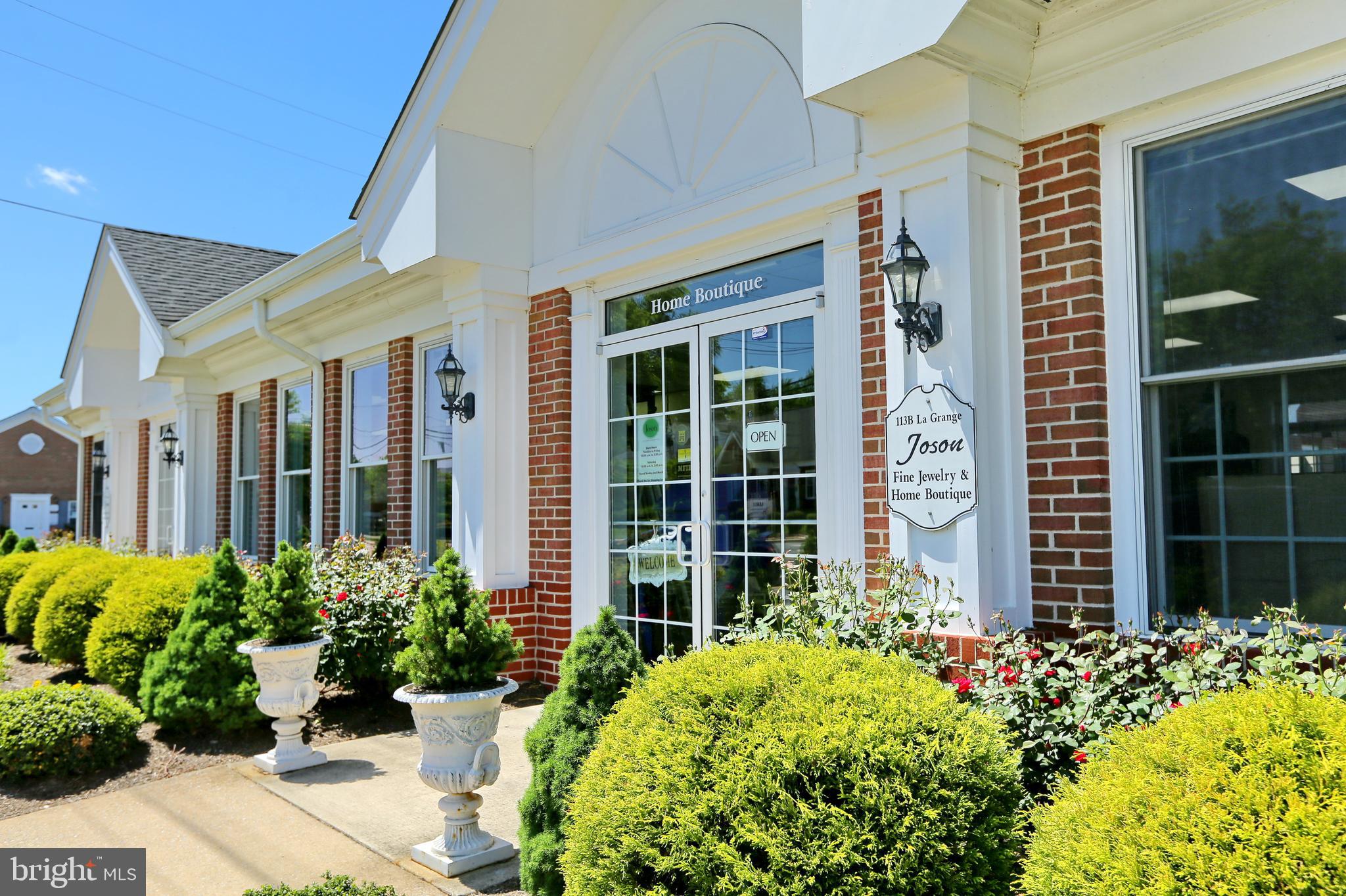 PRESWICKE HILLS SUB - Residential