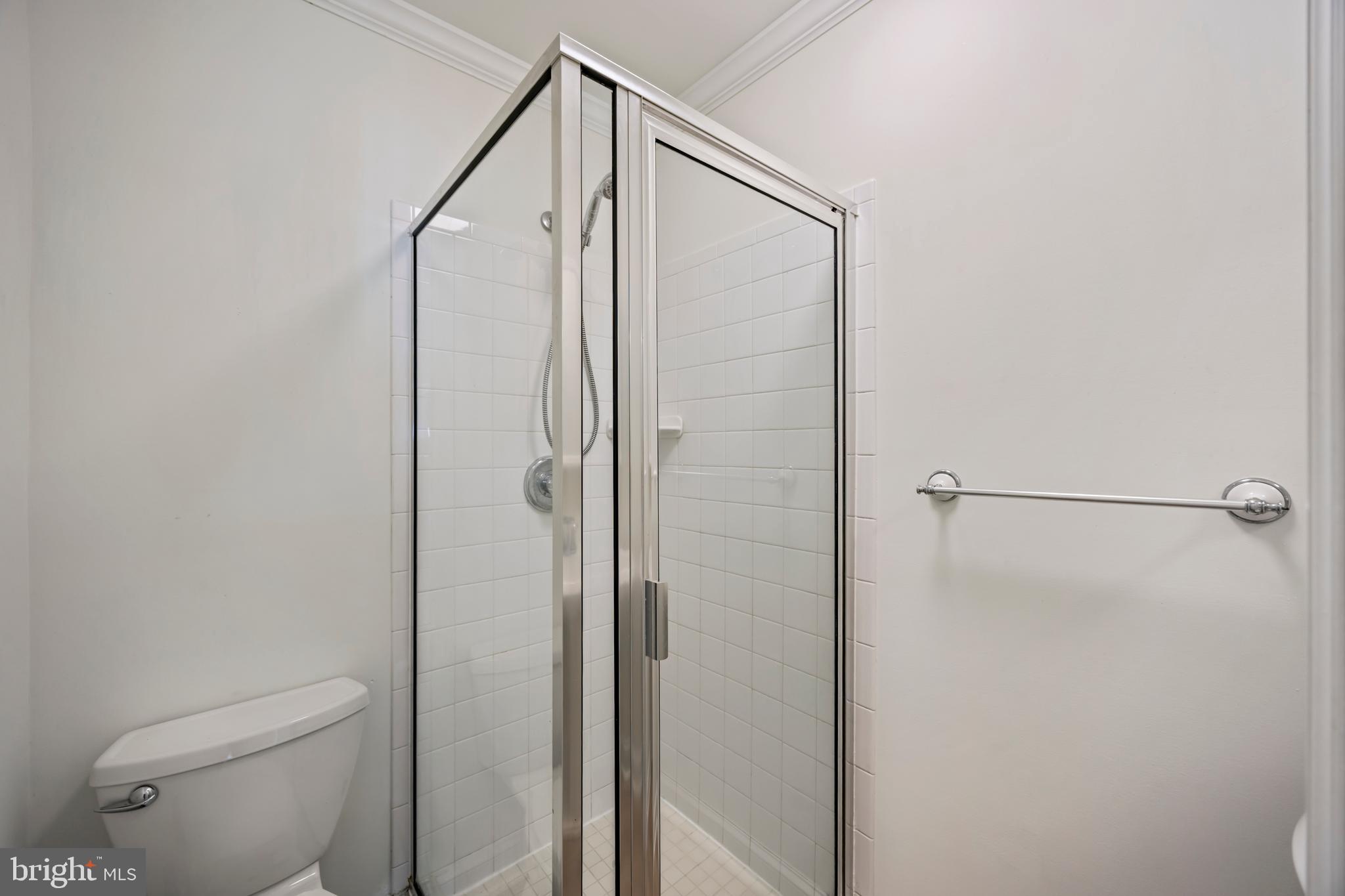 OAKWOOD VILLAGE CONDO - Residential Lease