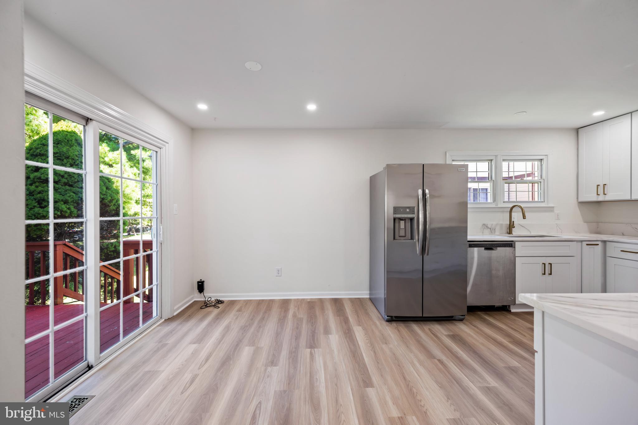 OAKWOOD VILLAGE CONDO - Residential Lease