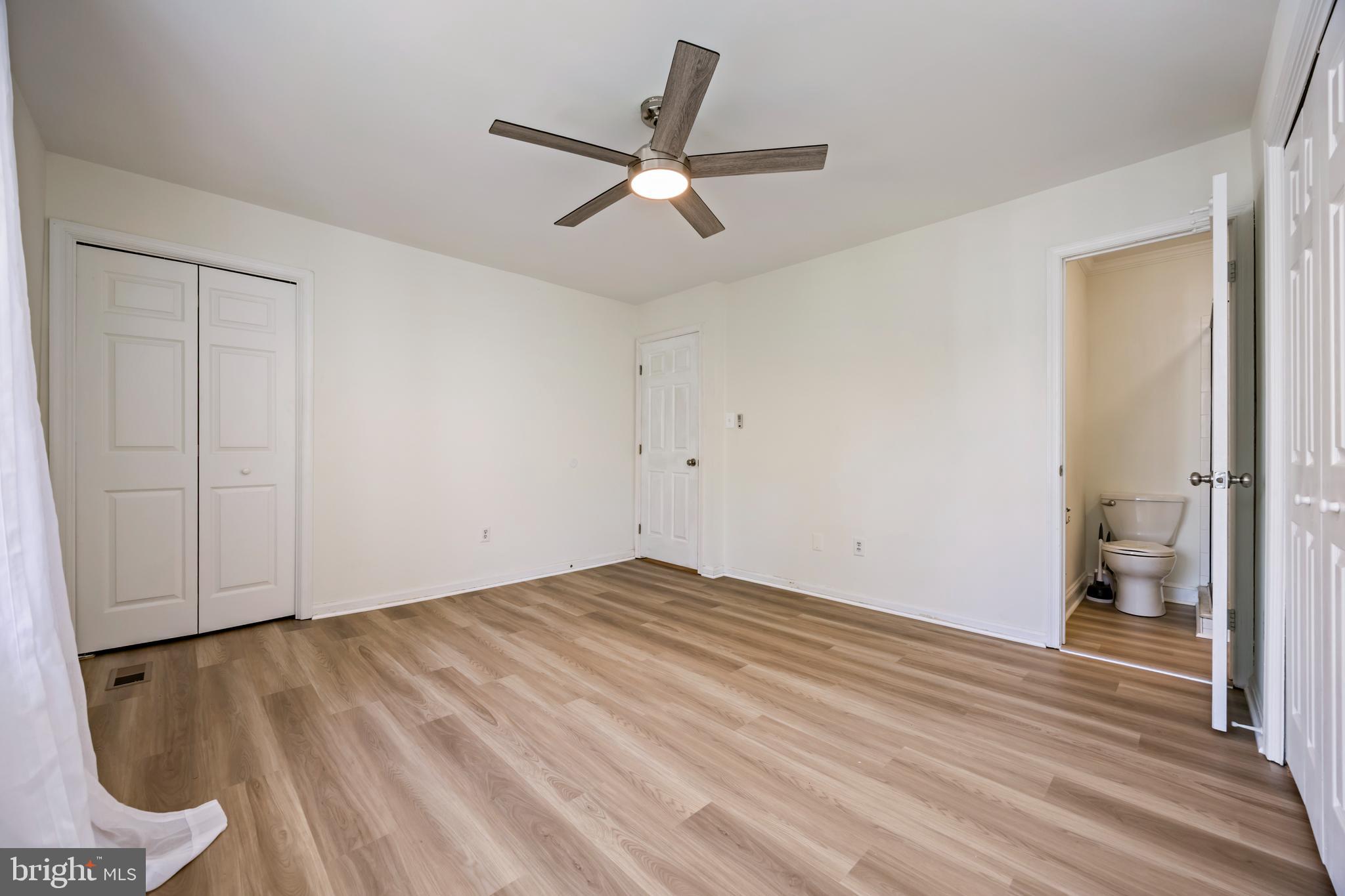 OAKWOOD VILLAGE CONDO - Residential Lease