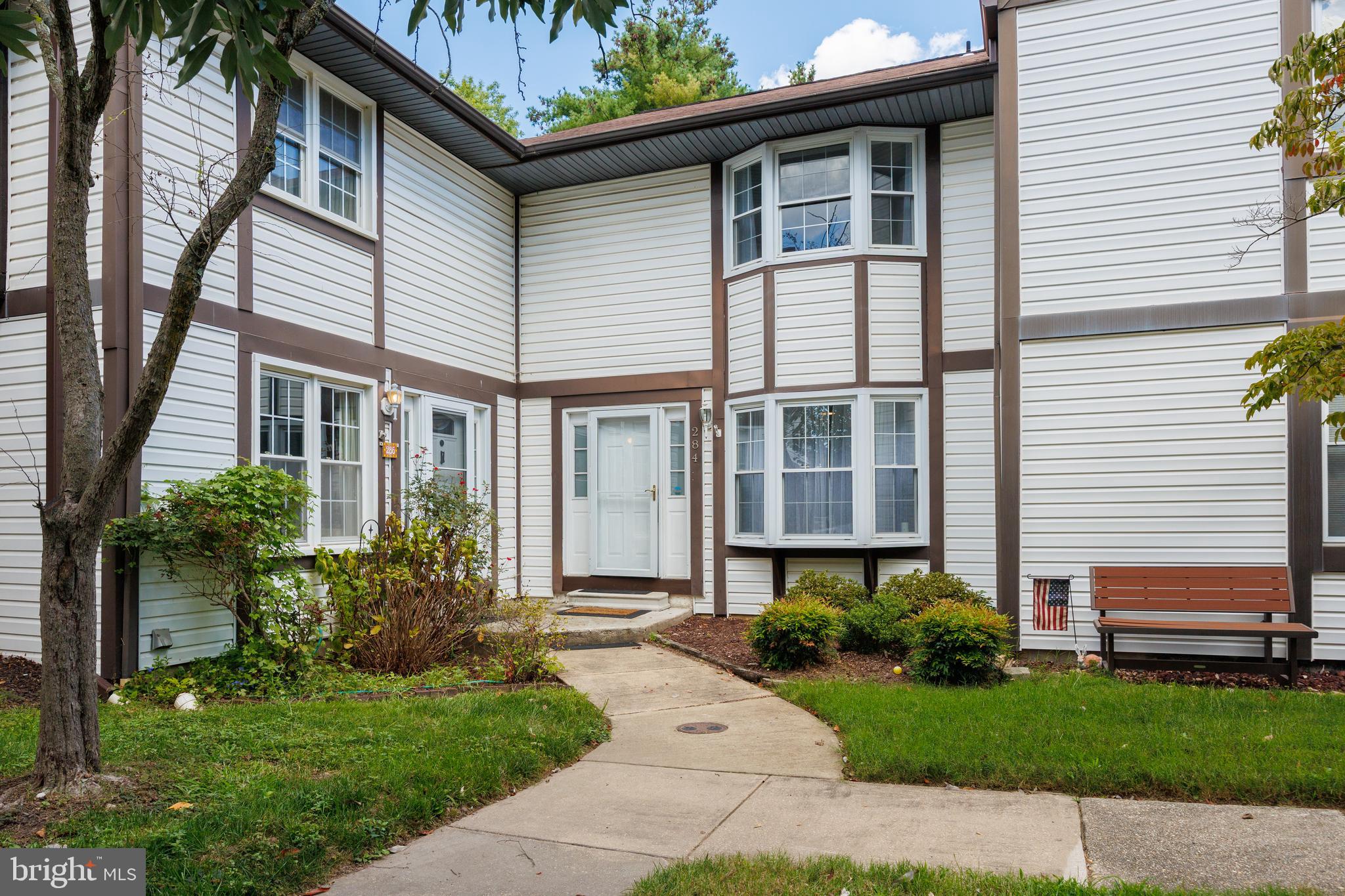 OAKWOOD VILLAGE CONDO - Residential Lease