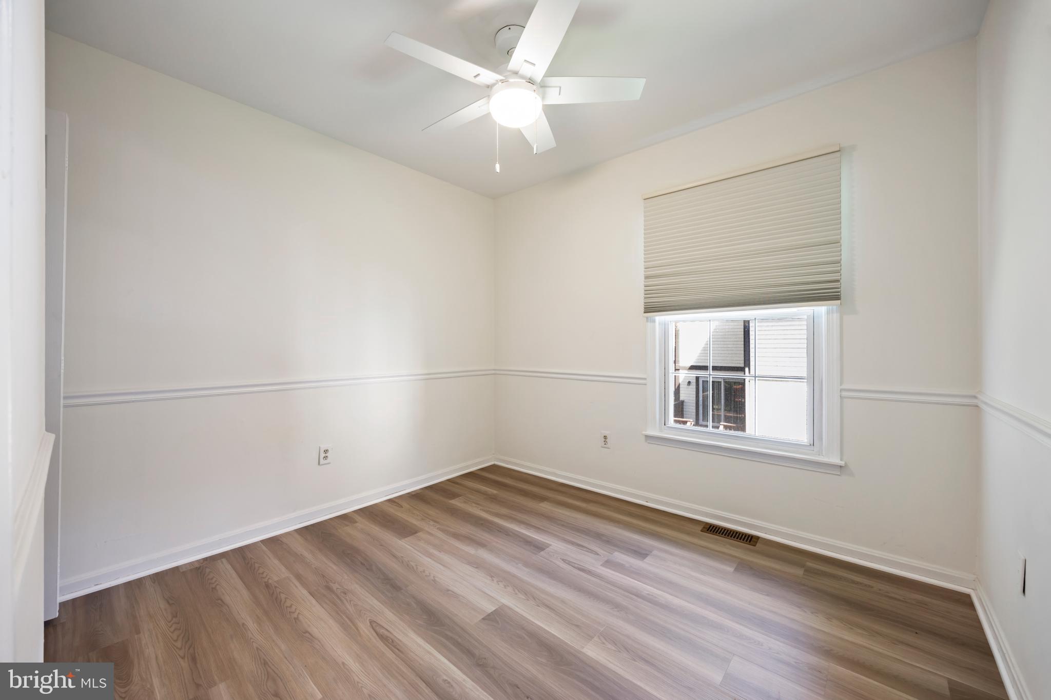 OAKWOOD VILLAGE CONDO - Residential Lease