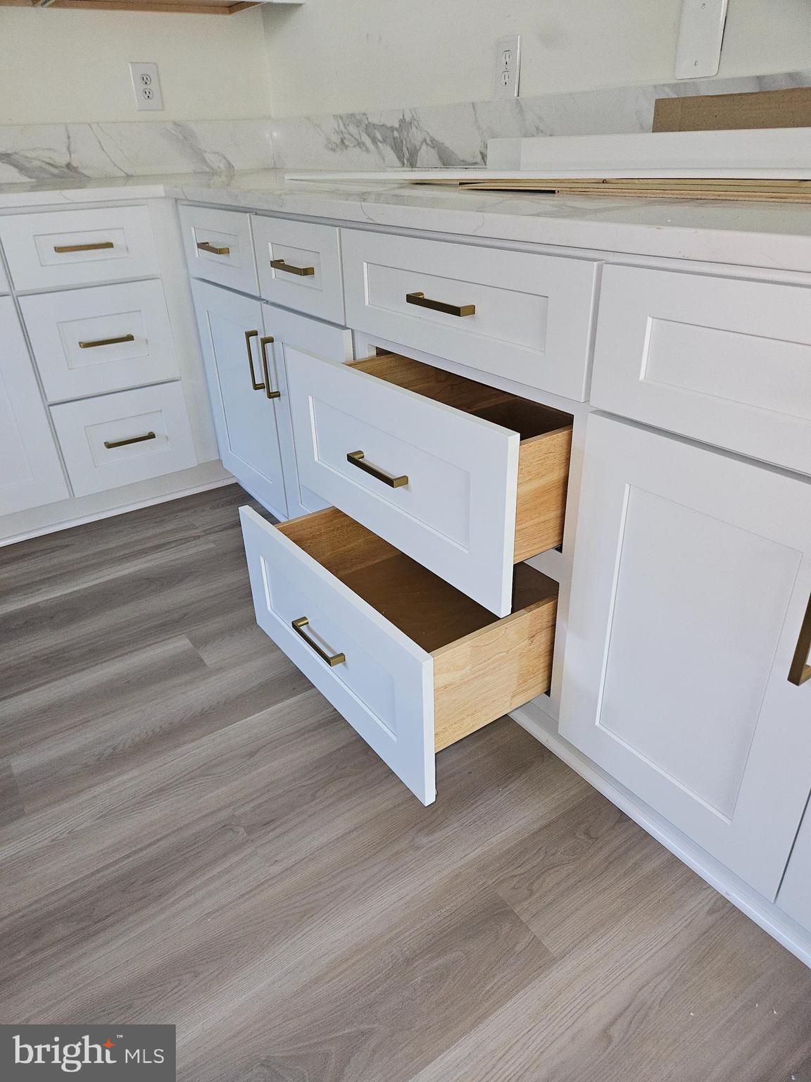 OAKWOOD VILLAGE CONDO - Residential Lease