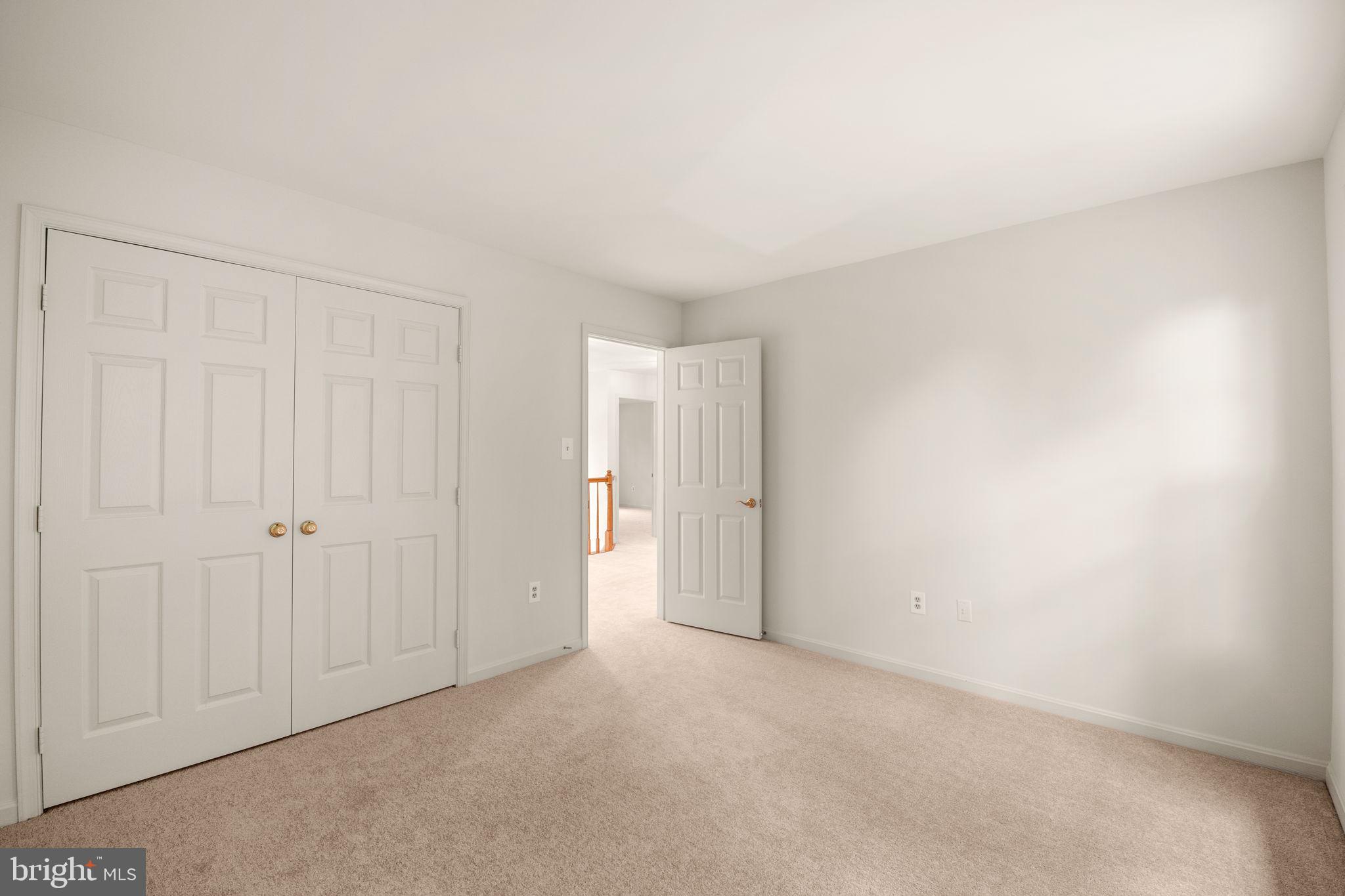 CROSSPOINTE - Residential