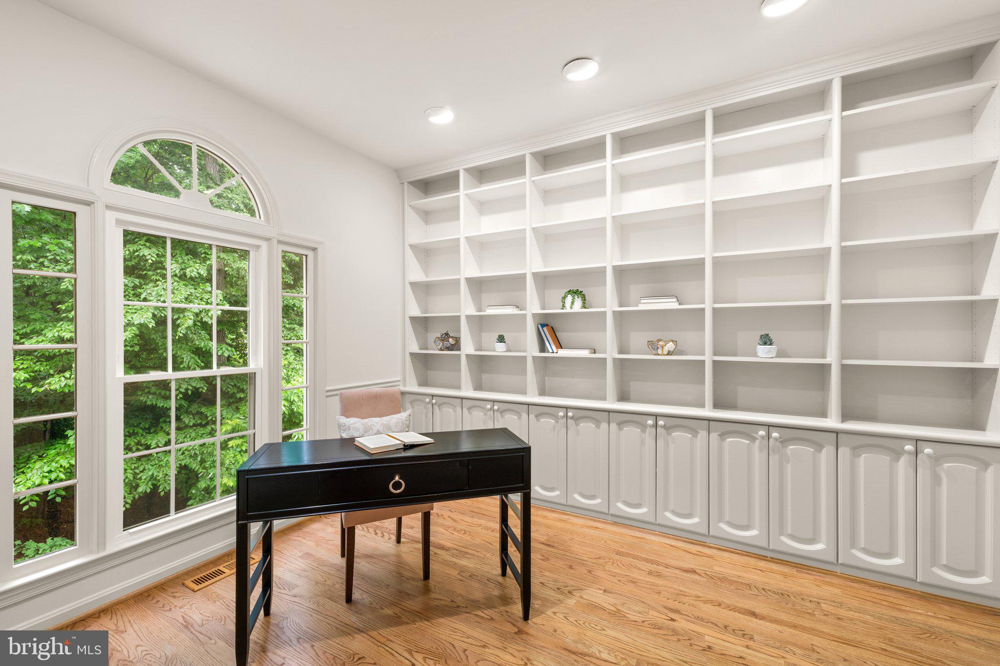 CROSSPOINTE - Residential