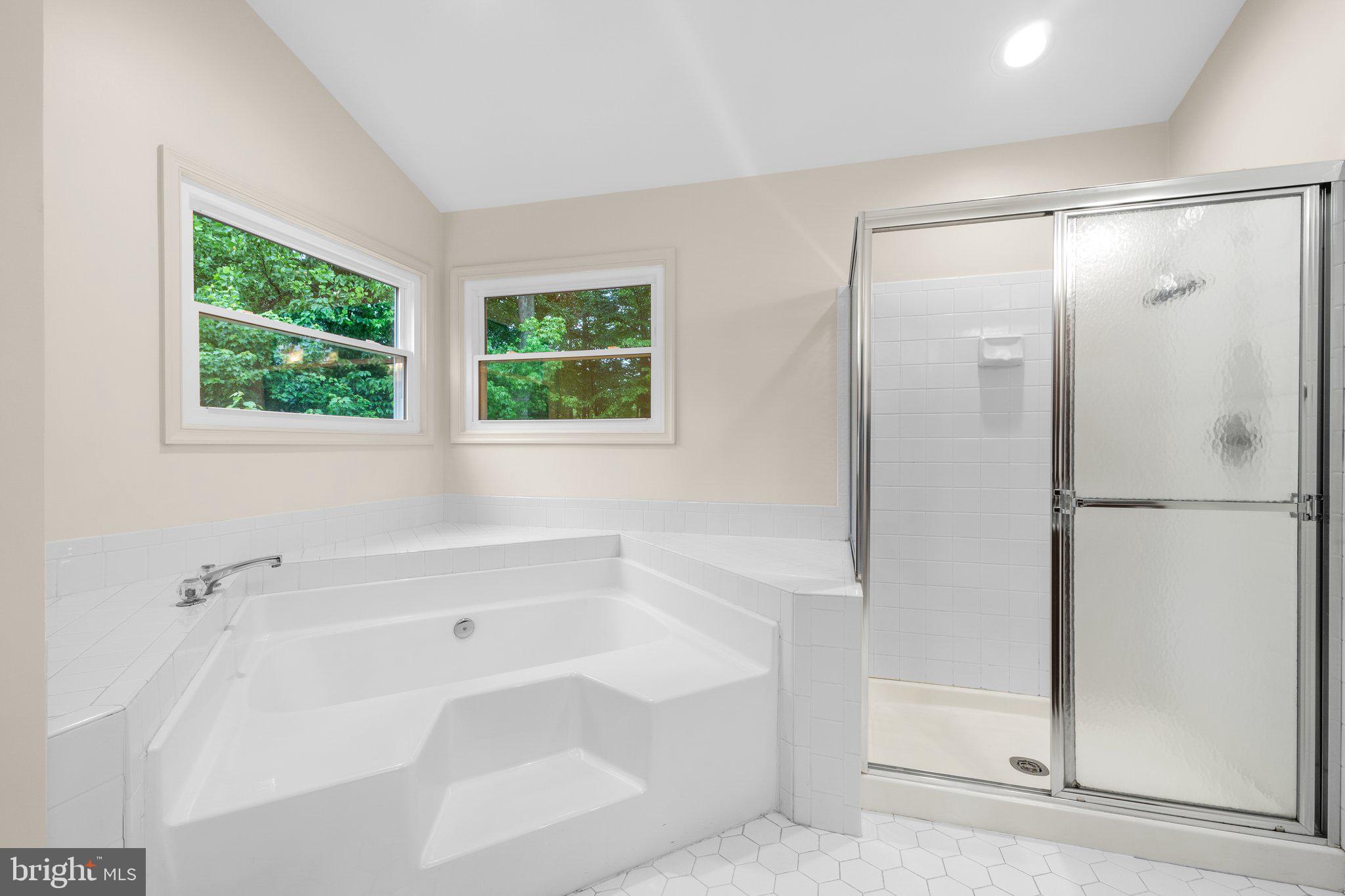 CROSSPOINTE - Residential