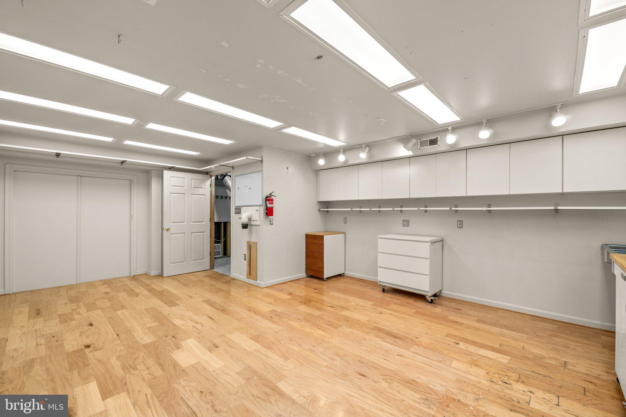 CROSSPOINTE - Residential