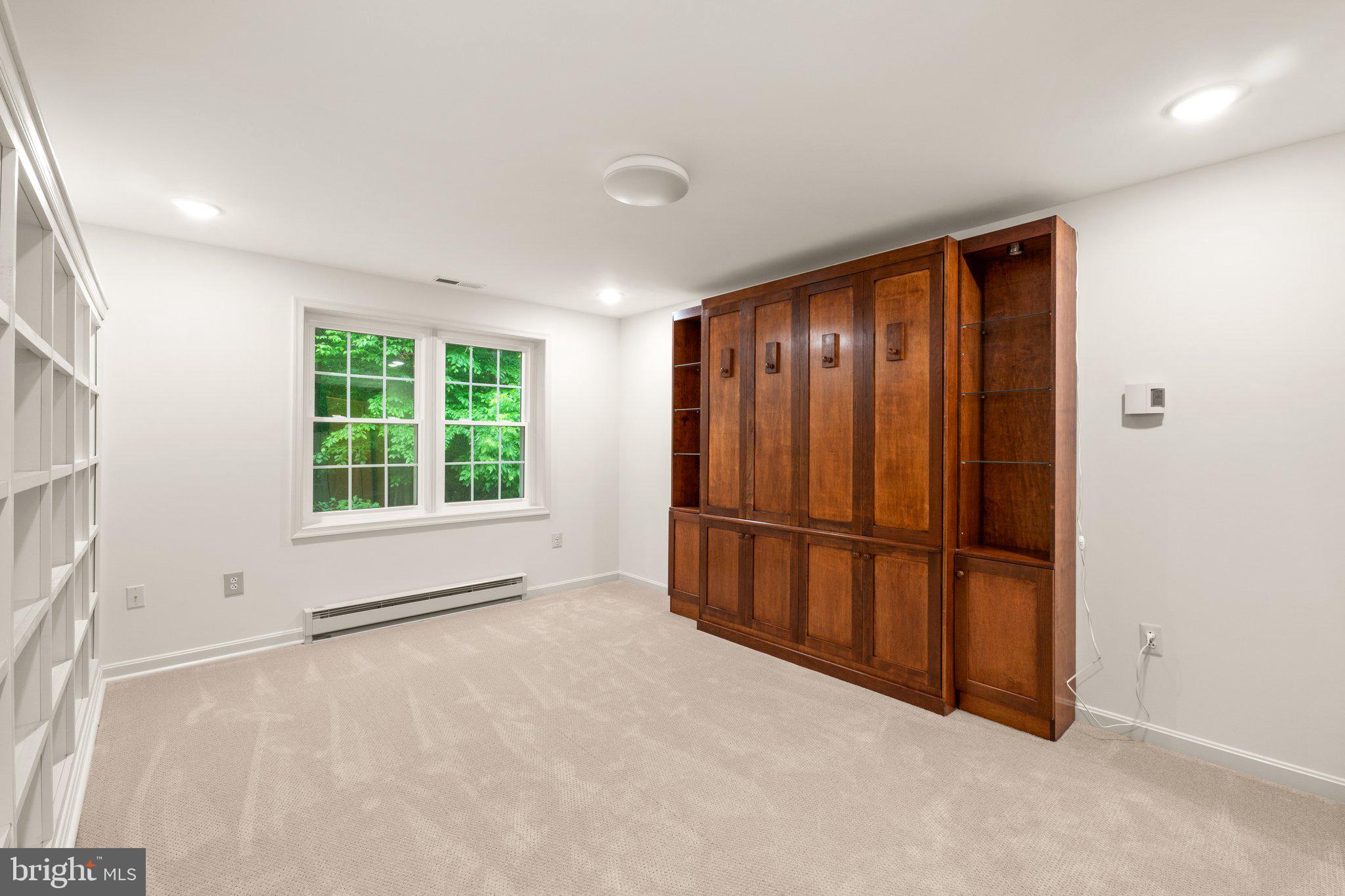 CROSSPOINTE - Residential