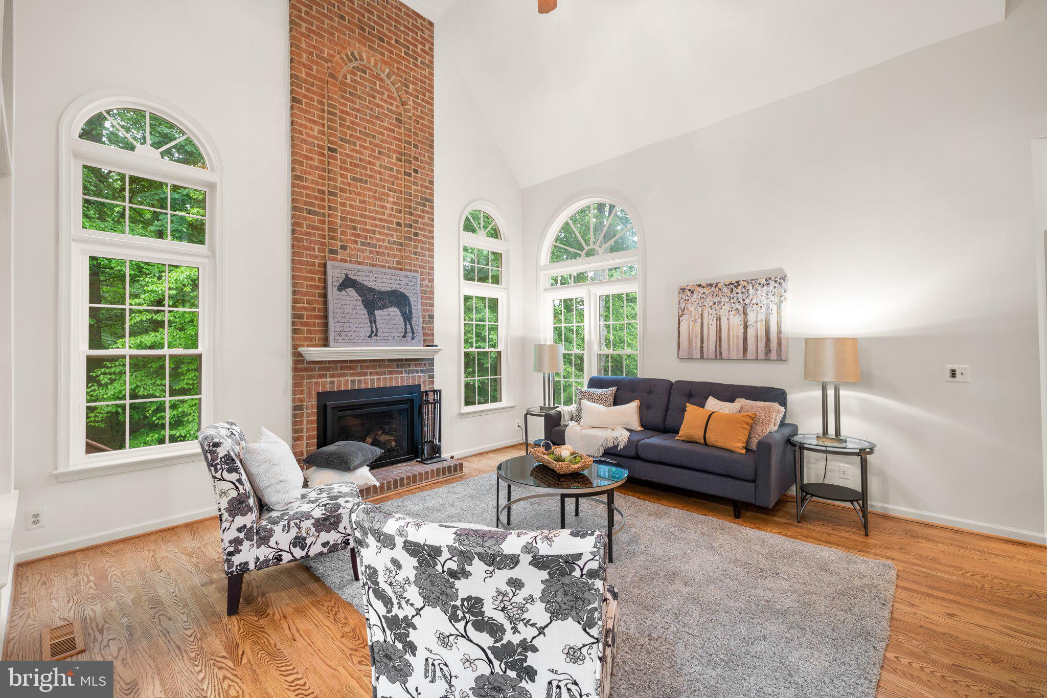 CROSSPOINTE - Residential