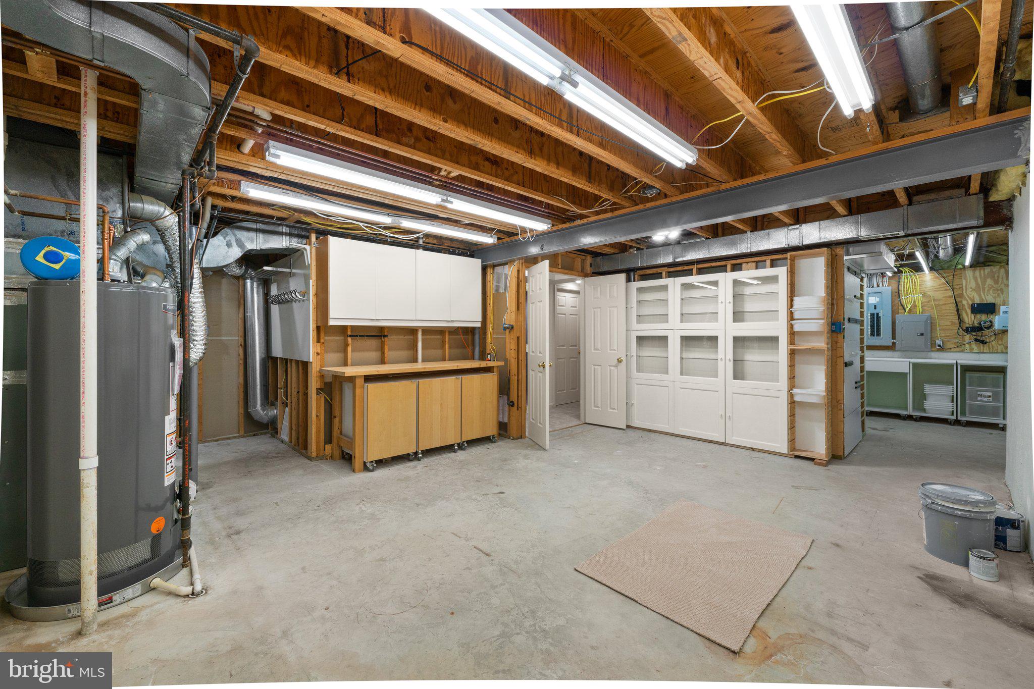 CROSSPOINTE - Residential