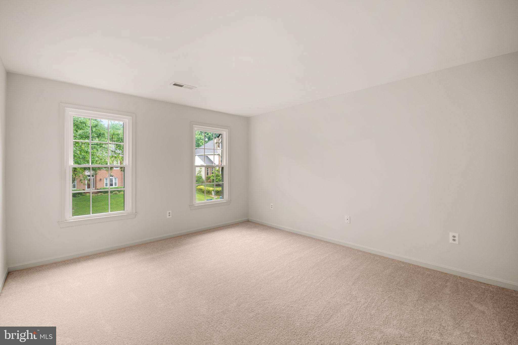 CROSSPOINTE - Residential