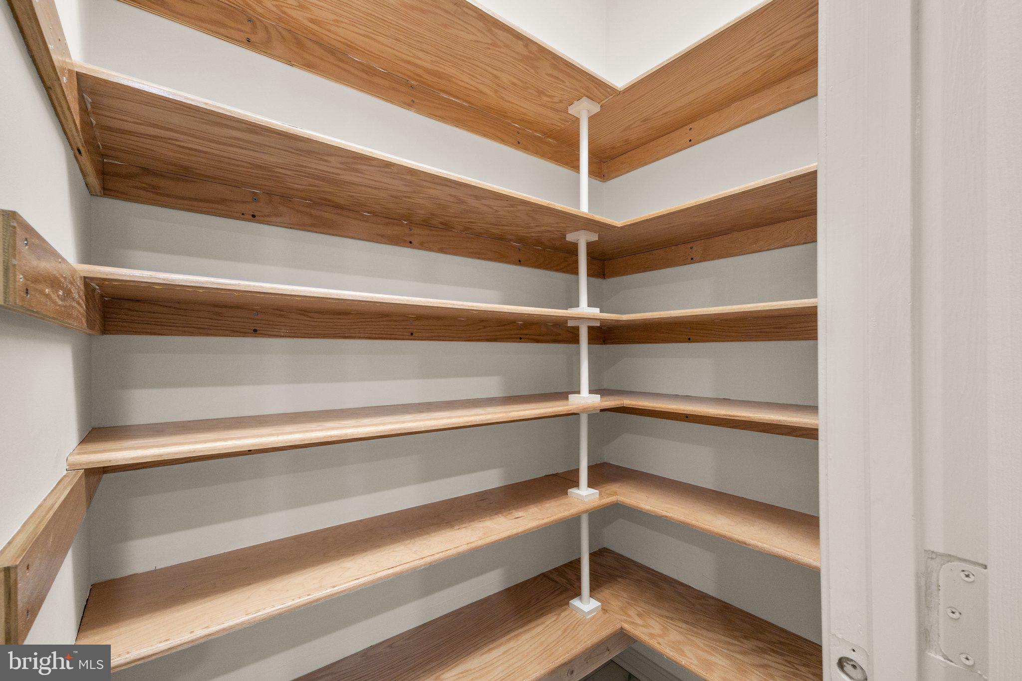 CROSSPOINTE - Residential