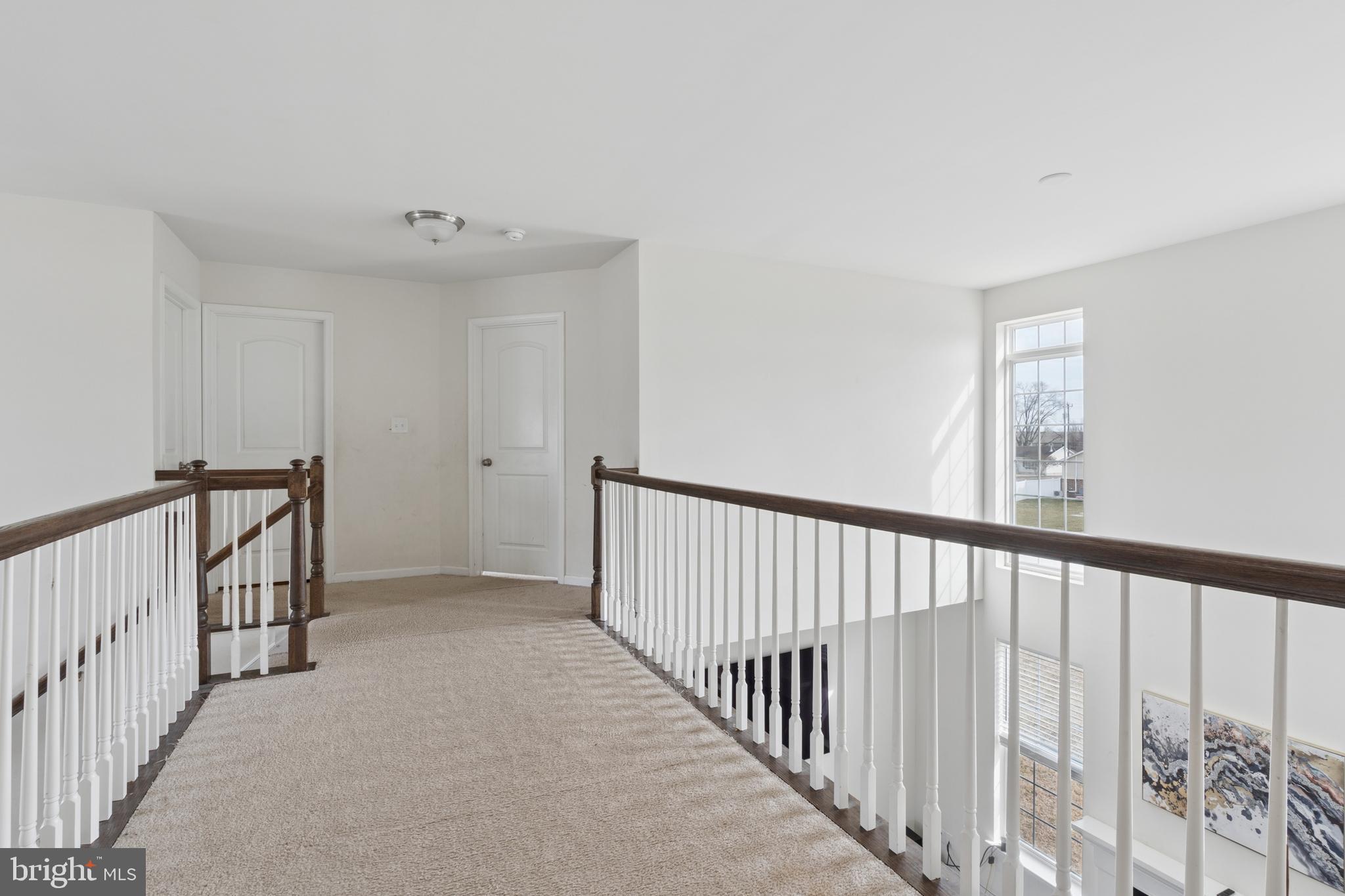 LAKE COMO WOODS - Residential