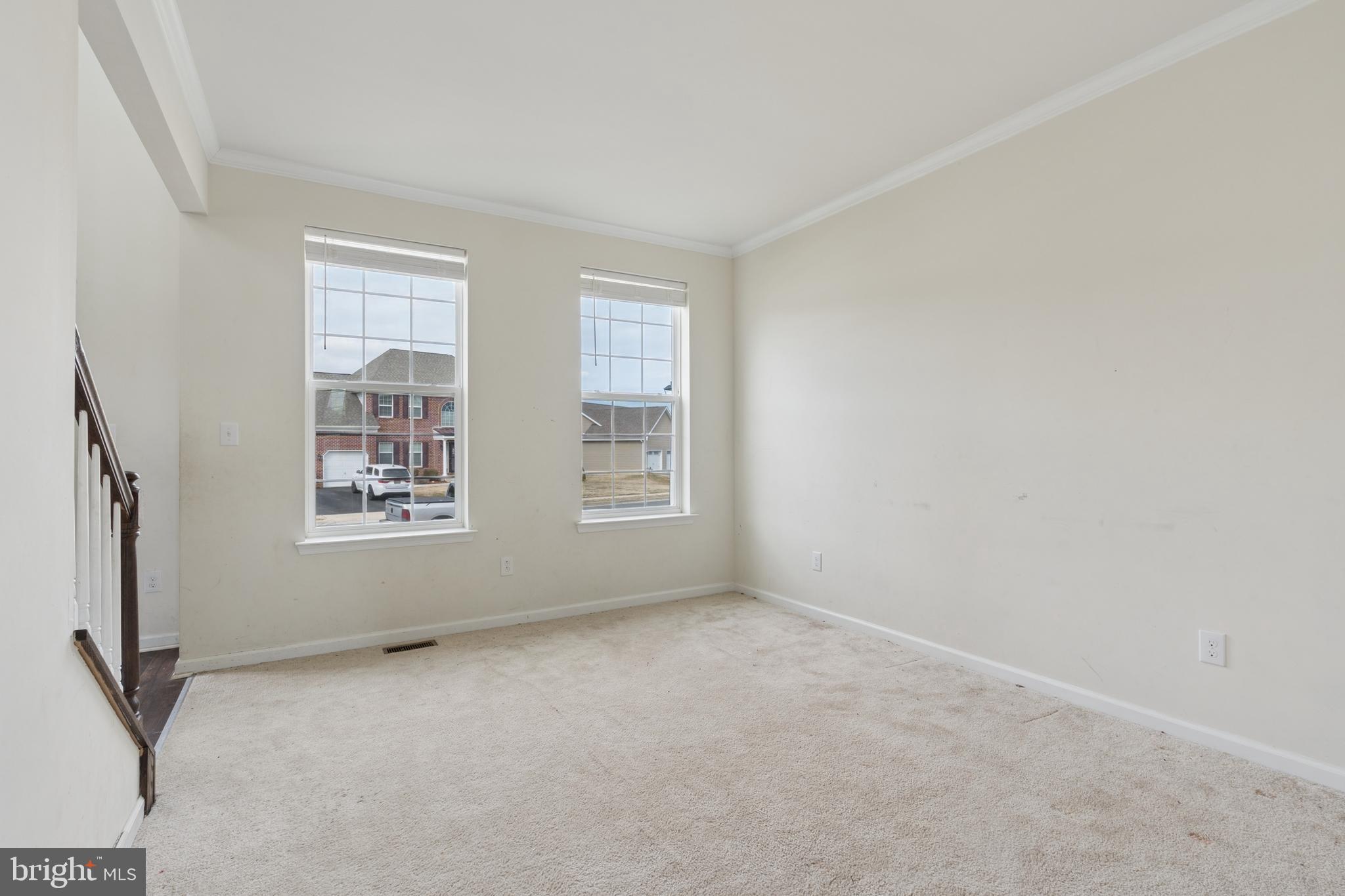 LAKE COMO WOODS - Residential