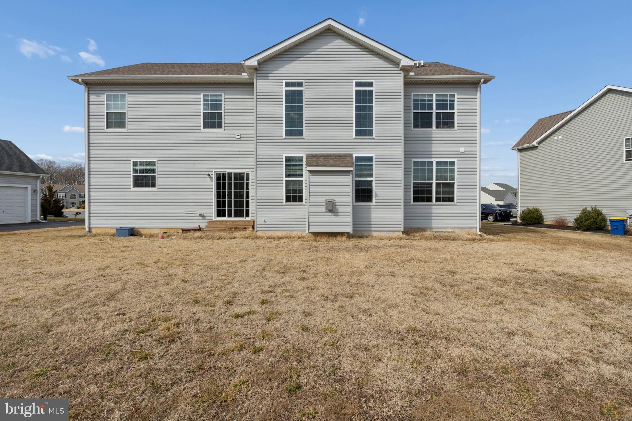 LAKE COMO WOODS - Residential