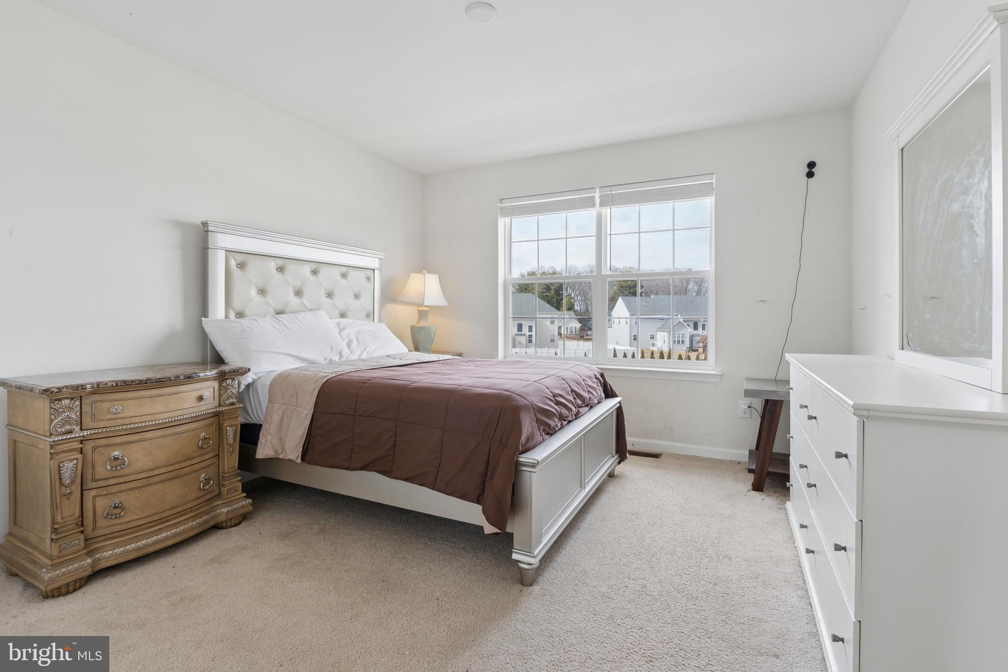 LAKE COMO WOODS - Residential