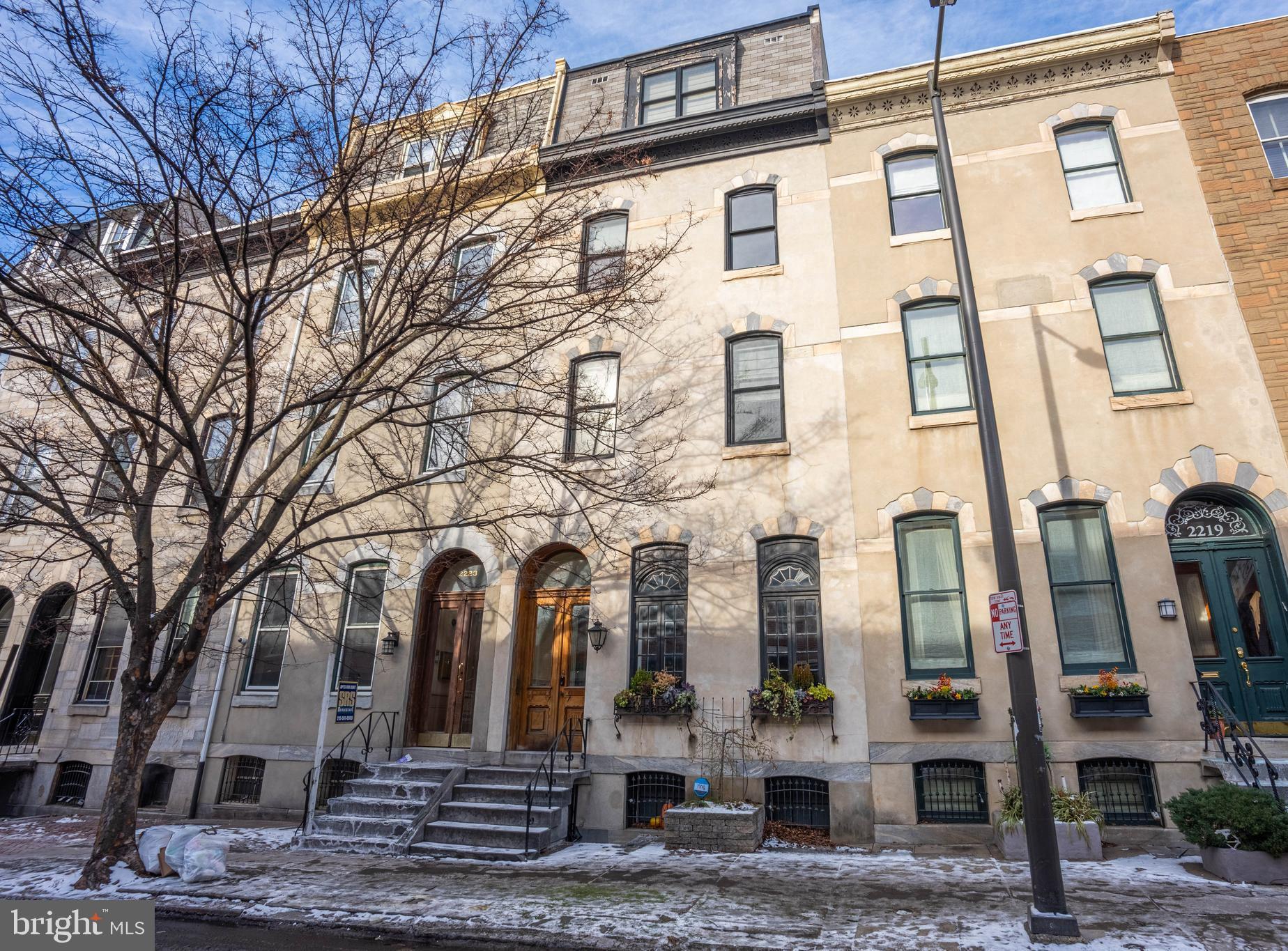 2221 LOCUST STREET