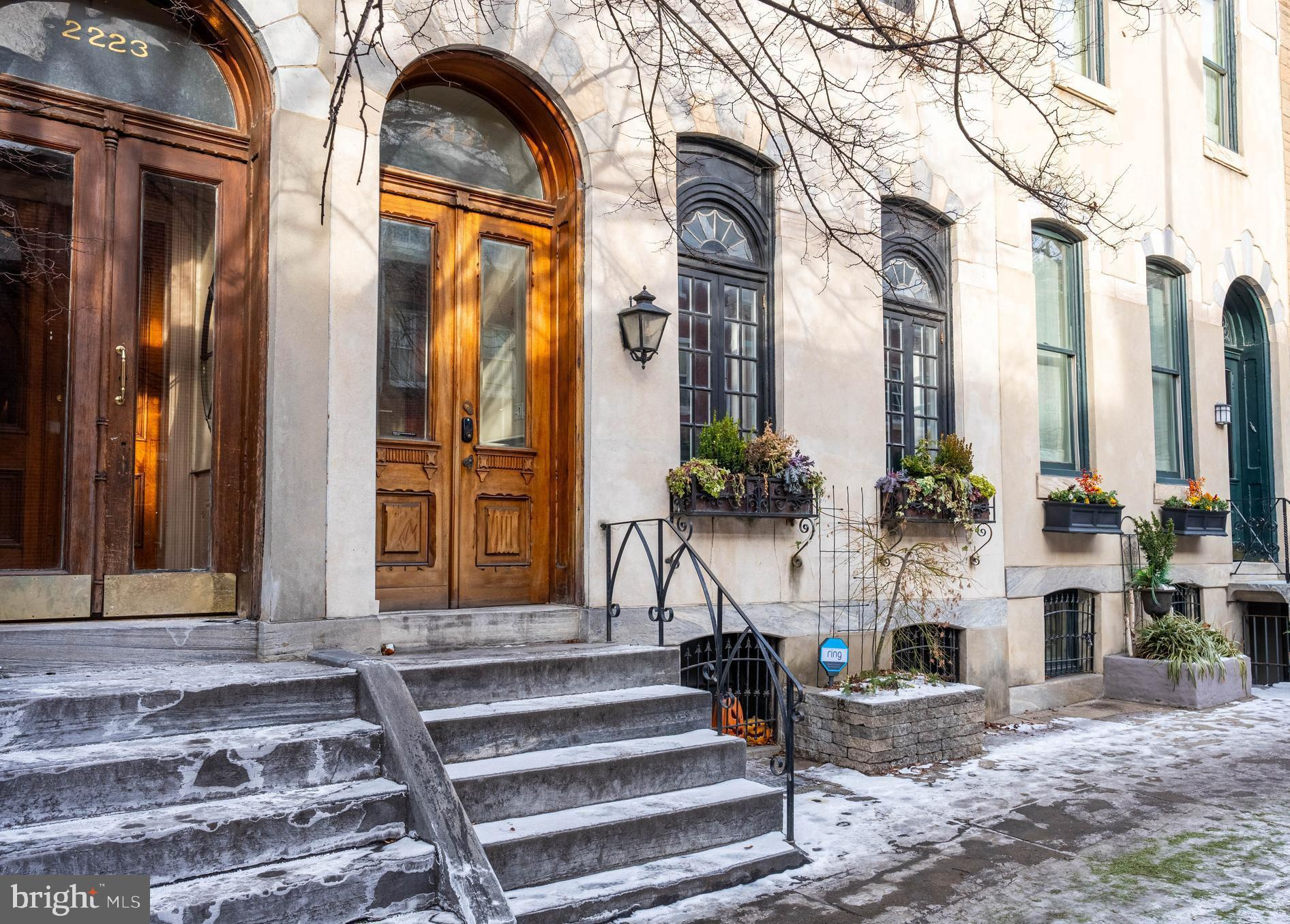2221 LOCUST STREET
