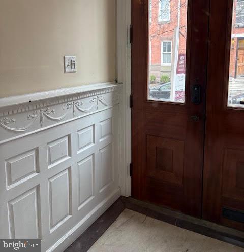 2221 LOCUST STREET