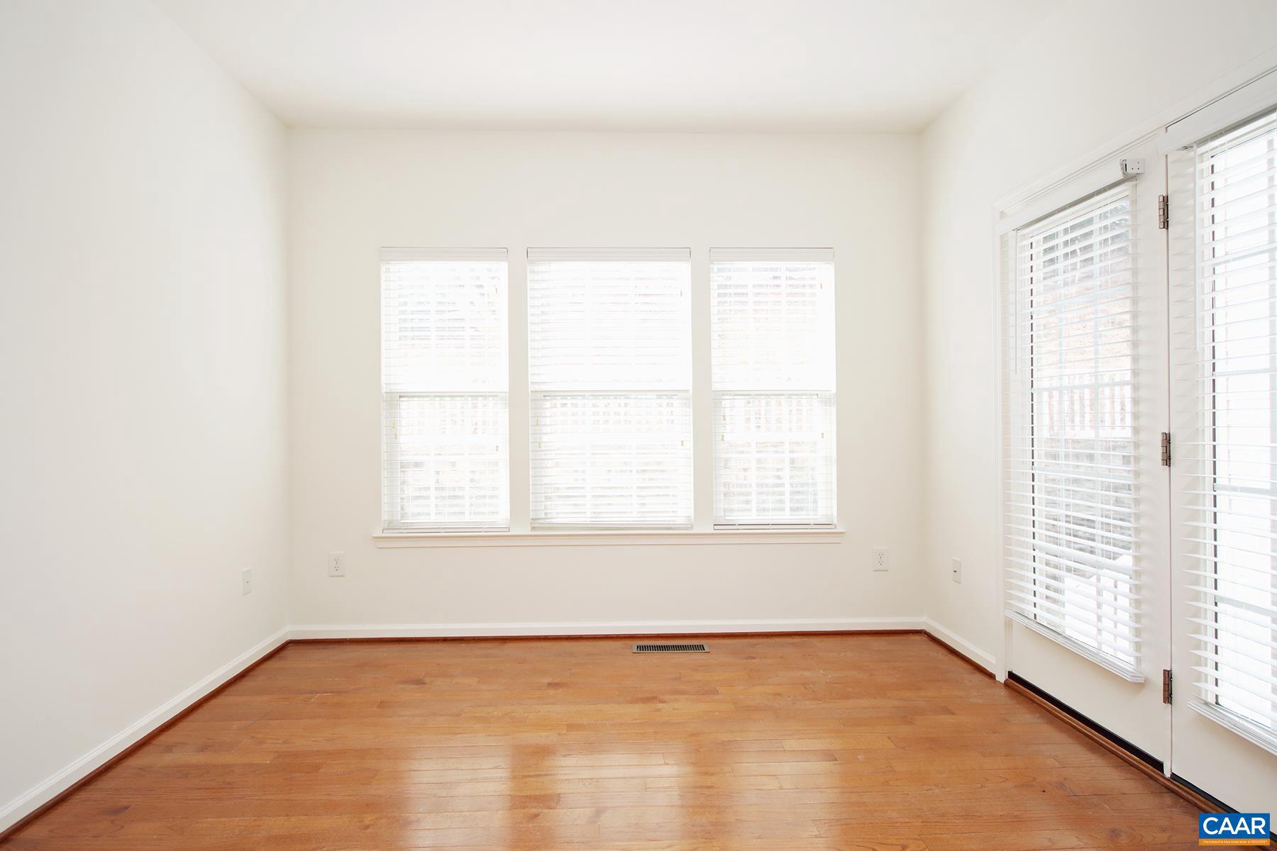 PAVILIONS AT PANTOPS - Residential Lease